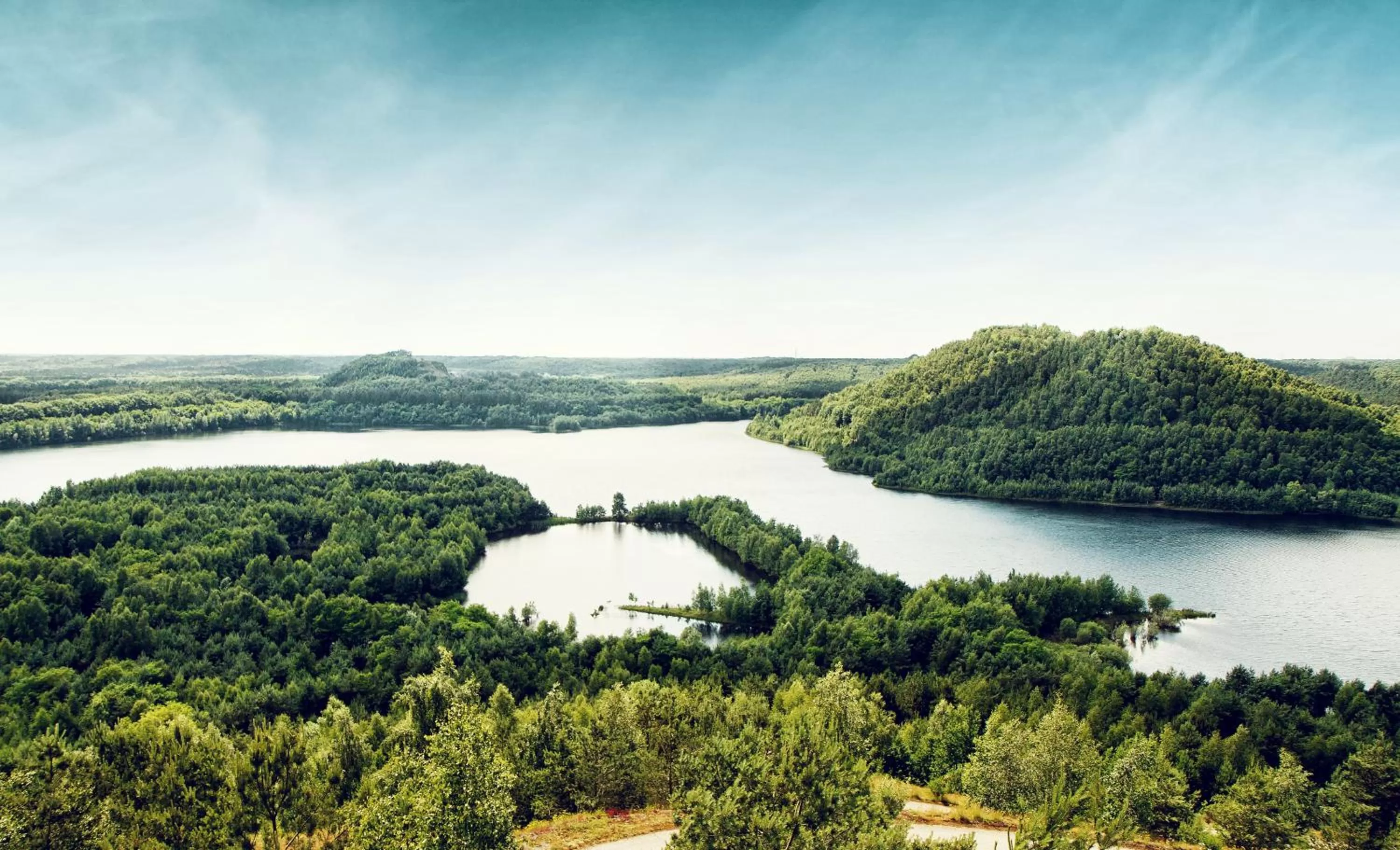 Area and facilities in Terhills Hotel