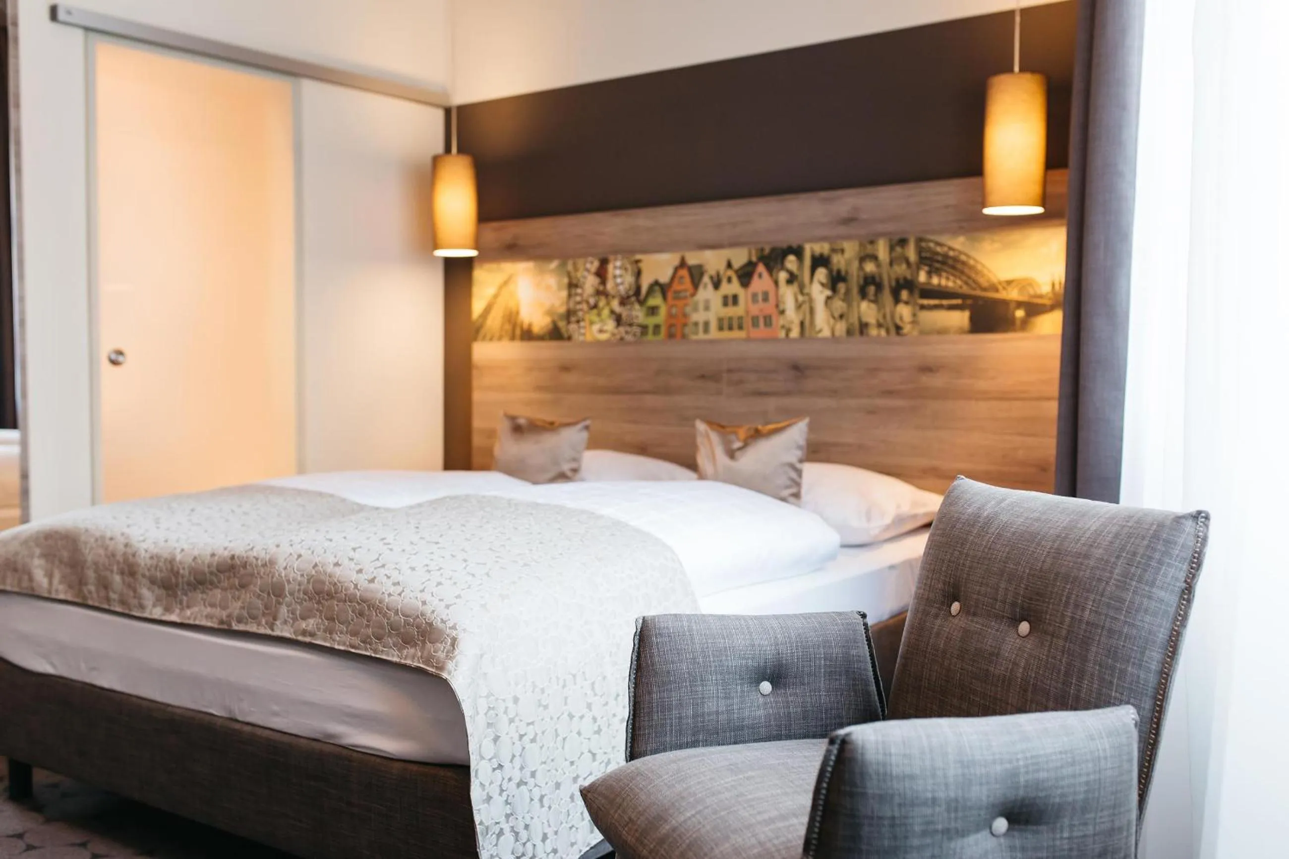 Photo of the whole room, Bed in Hotel Sion