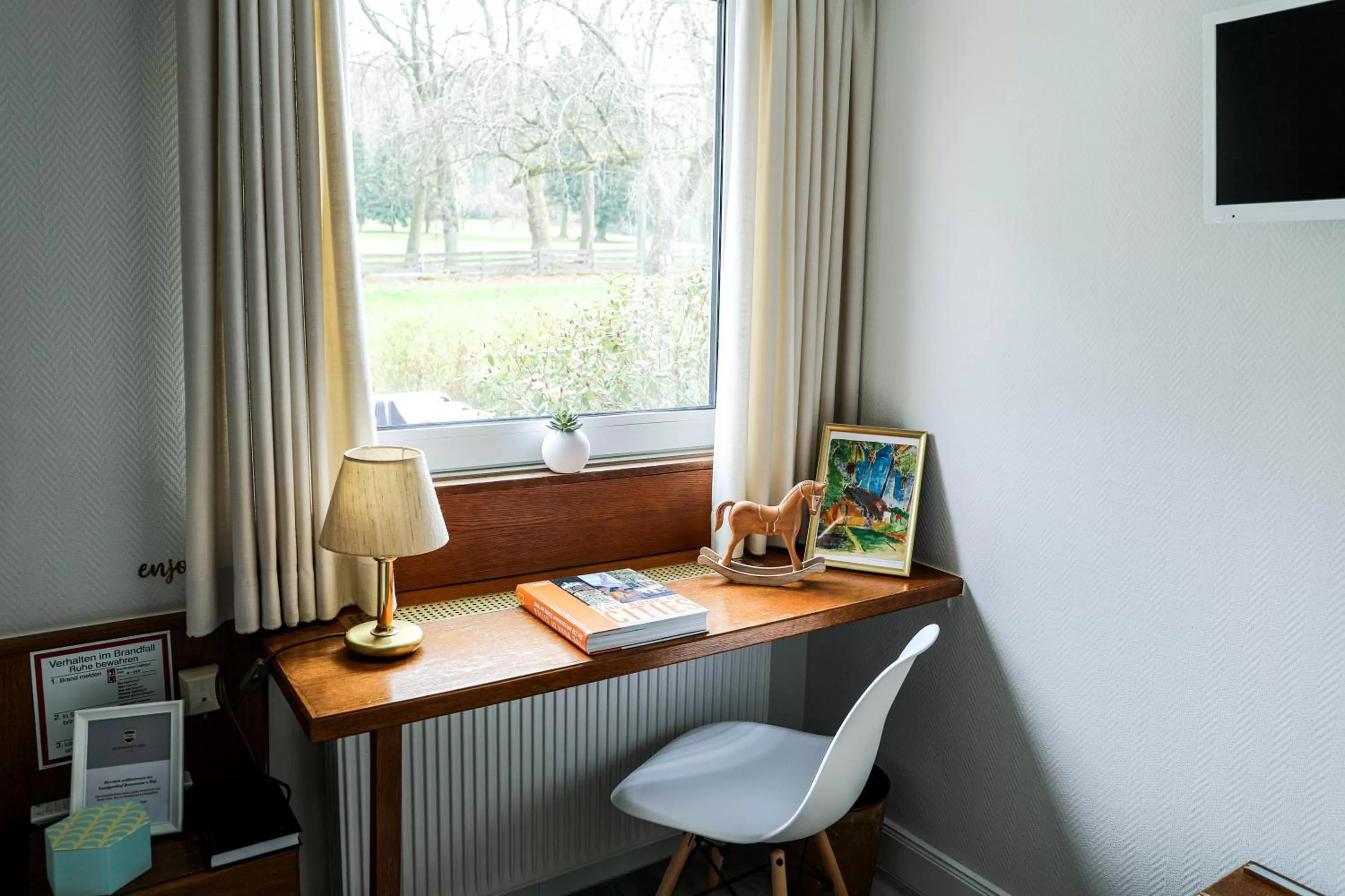 TV/Entertainment Center in Landhotel Bonsmann's Hof