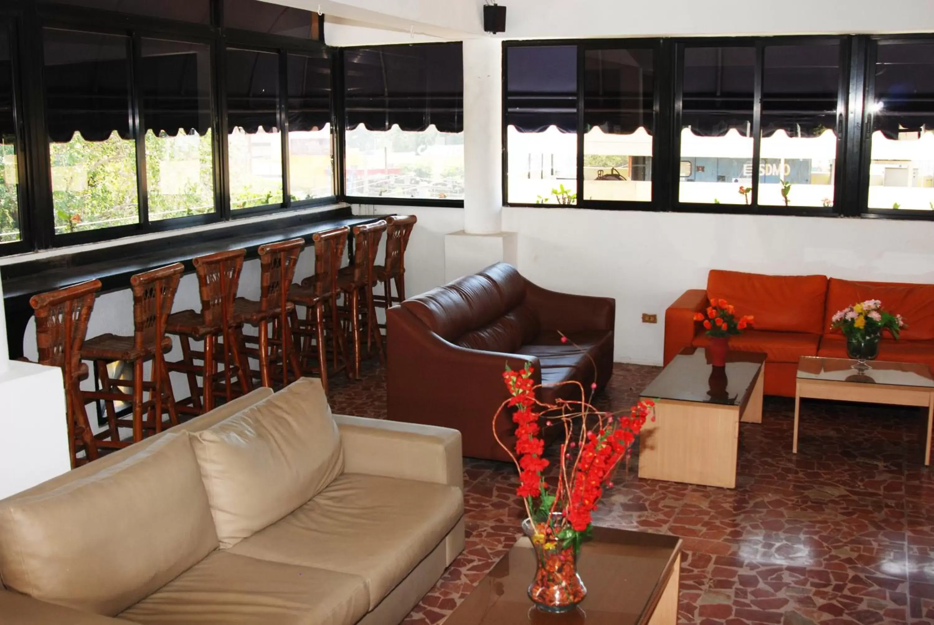 Breakfast, Seating Area in Royal Palace Hotel