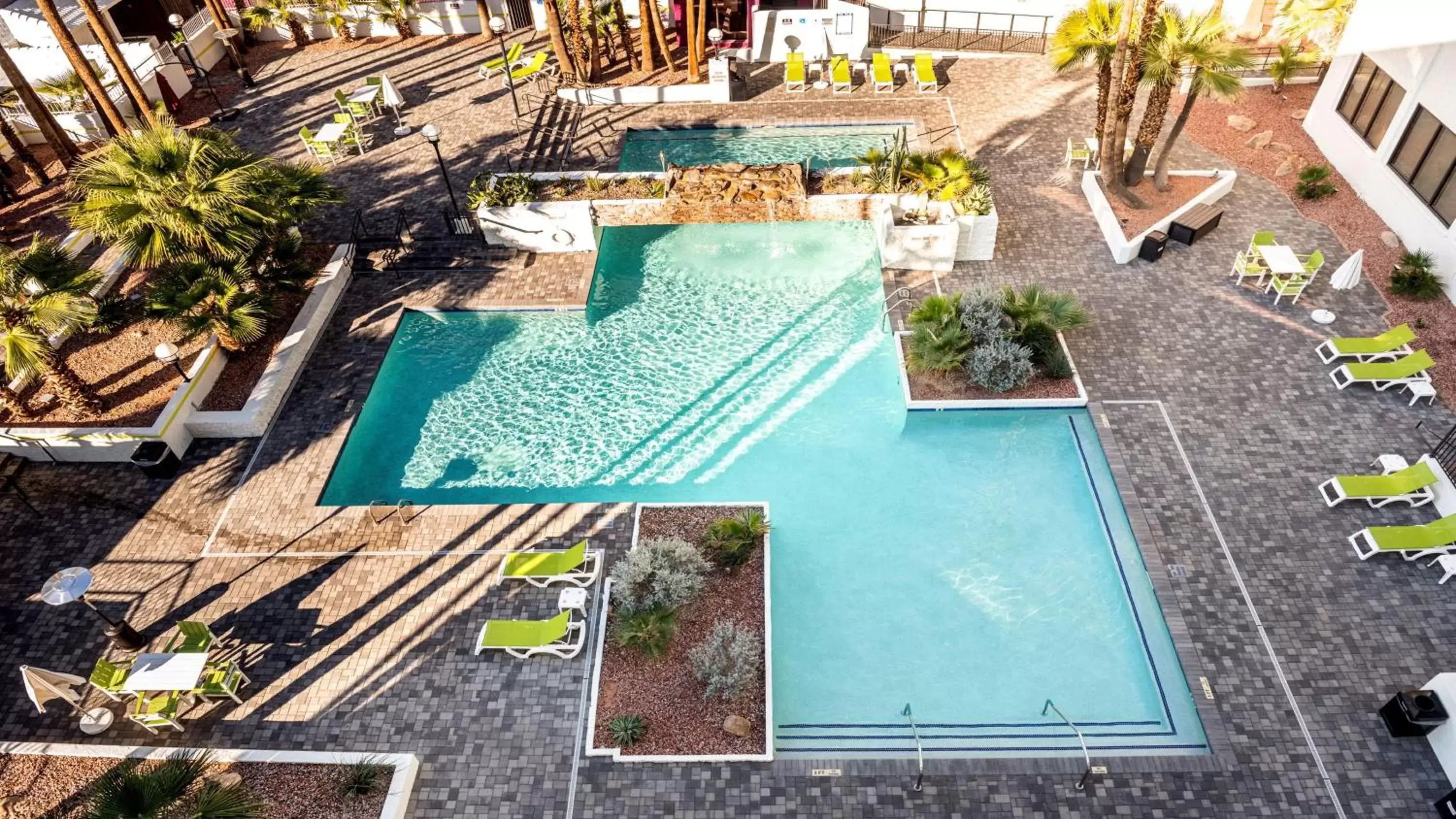 Swimming pool, Pool View in Holiday Inn & Suites Phoenix-Mesa-Chandler, an IHG Hotel