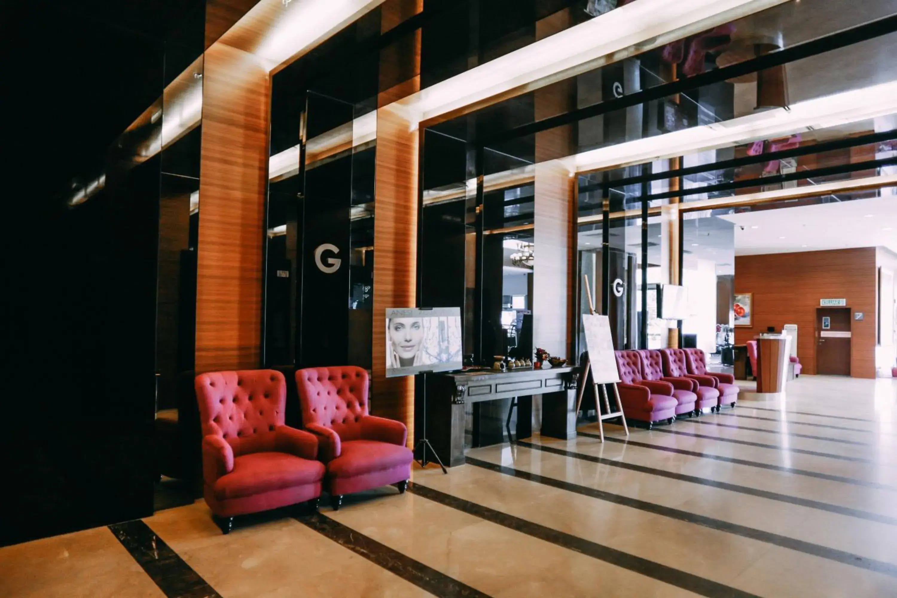 Lobby or reception in Hotel Granada Johor Bahru