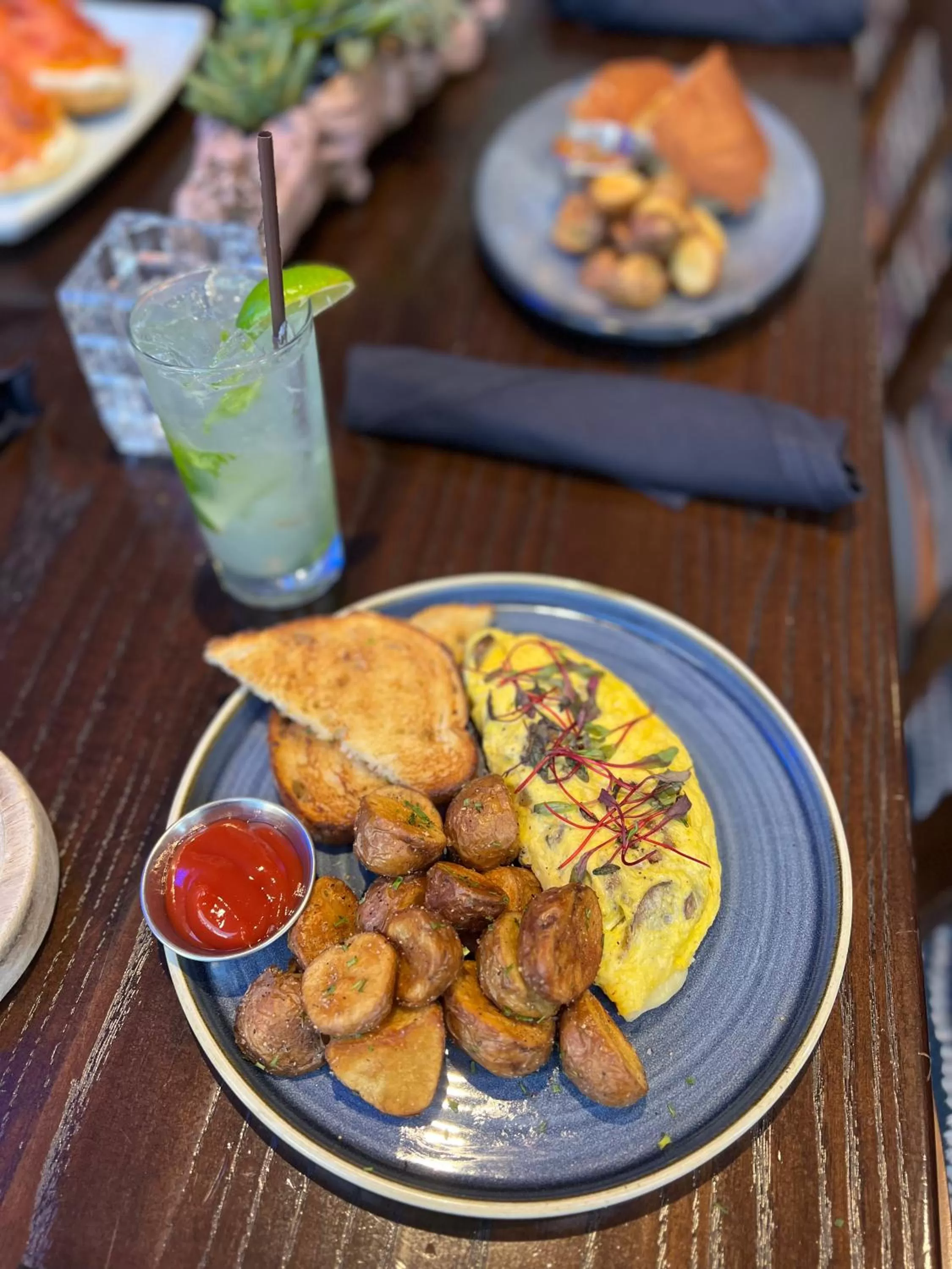 Breakfast in Hilton Motif Seattle