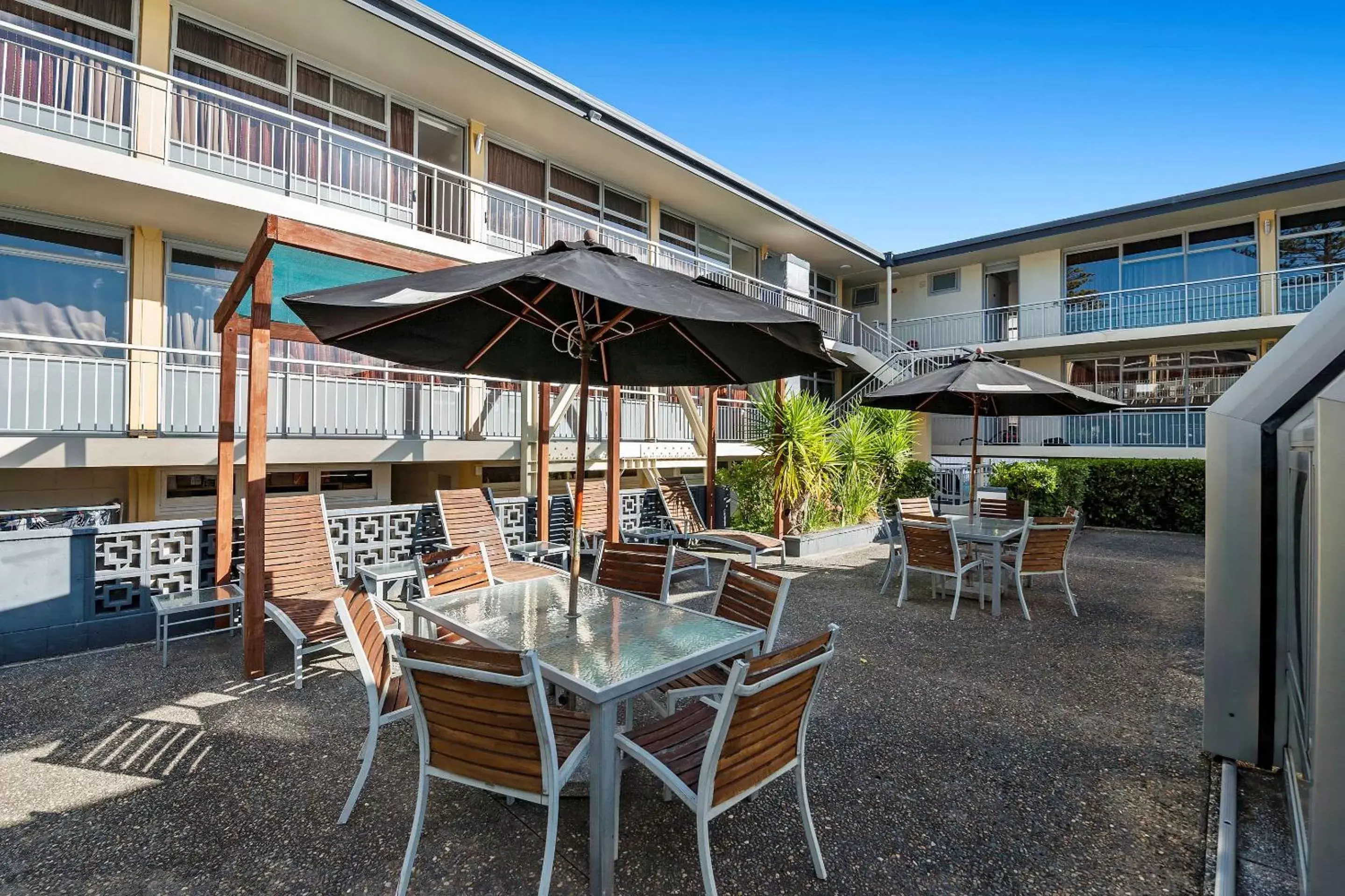 Swimming pool, Restaurant/Places to Eat in Quality Inn Napier