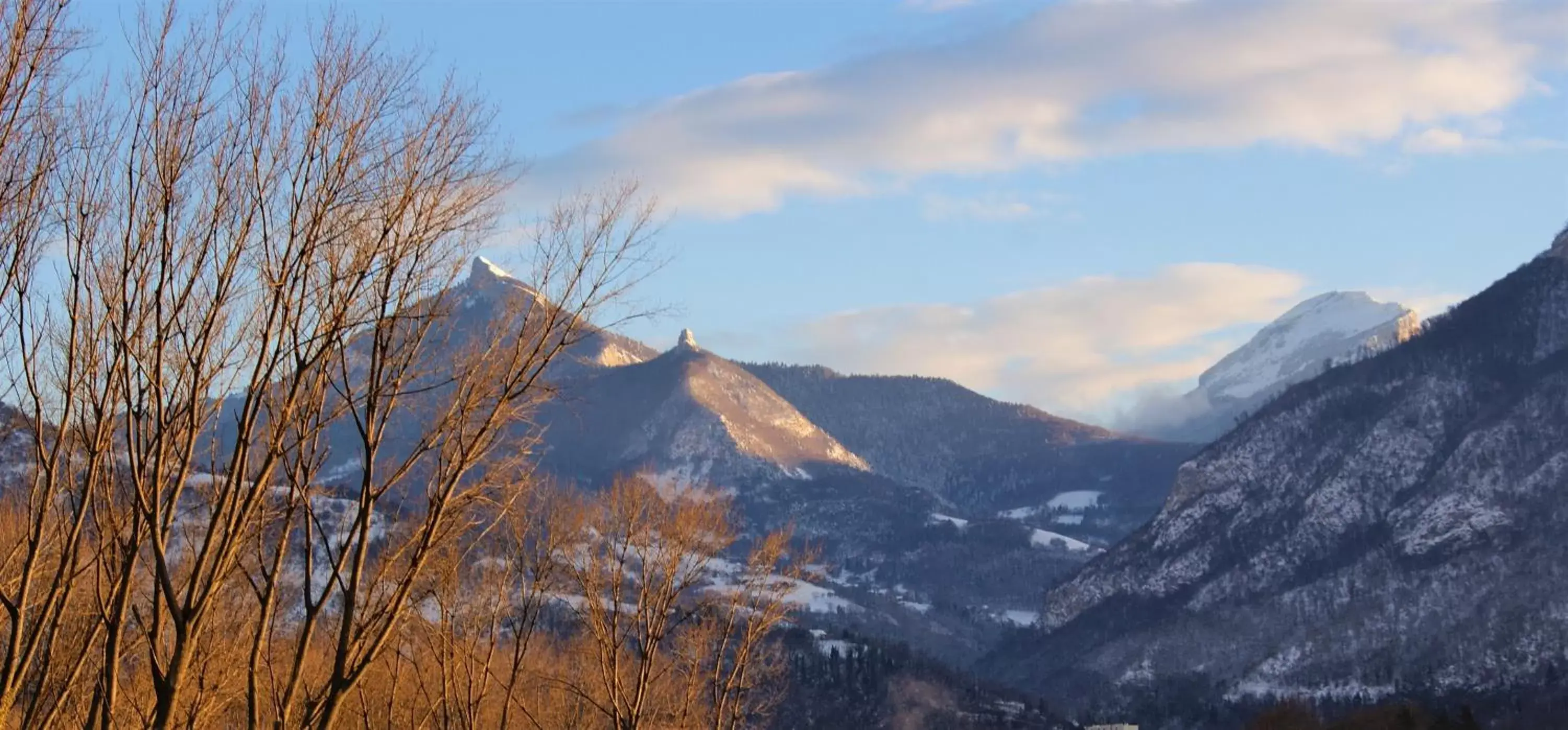 Mountain view, Winter in Ekho Hotel Grenoble Nord Saint Egrève
