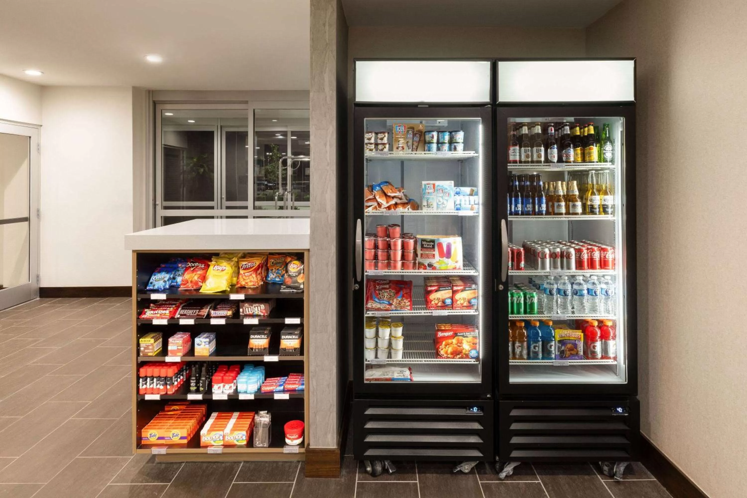 Food and drinks in Hawthorn Extended Stay by Wyndham Kingwood Houston