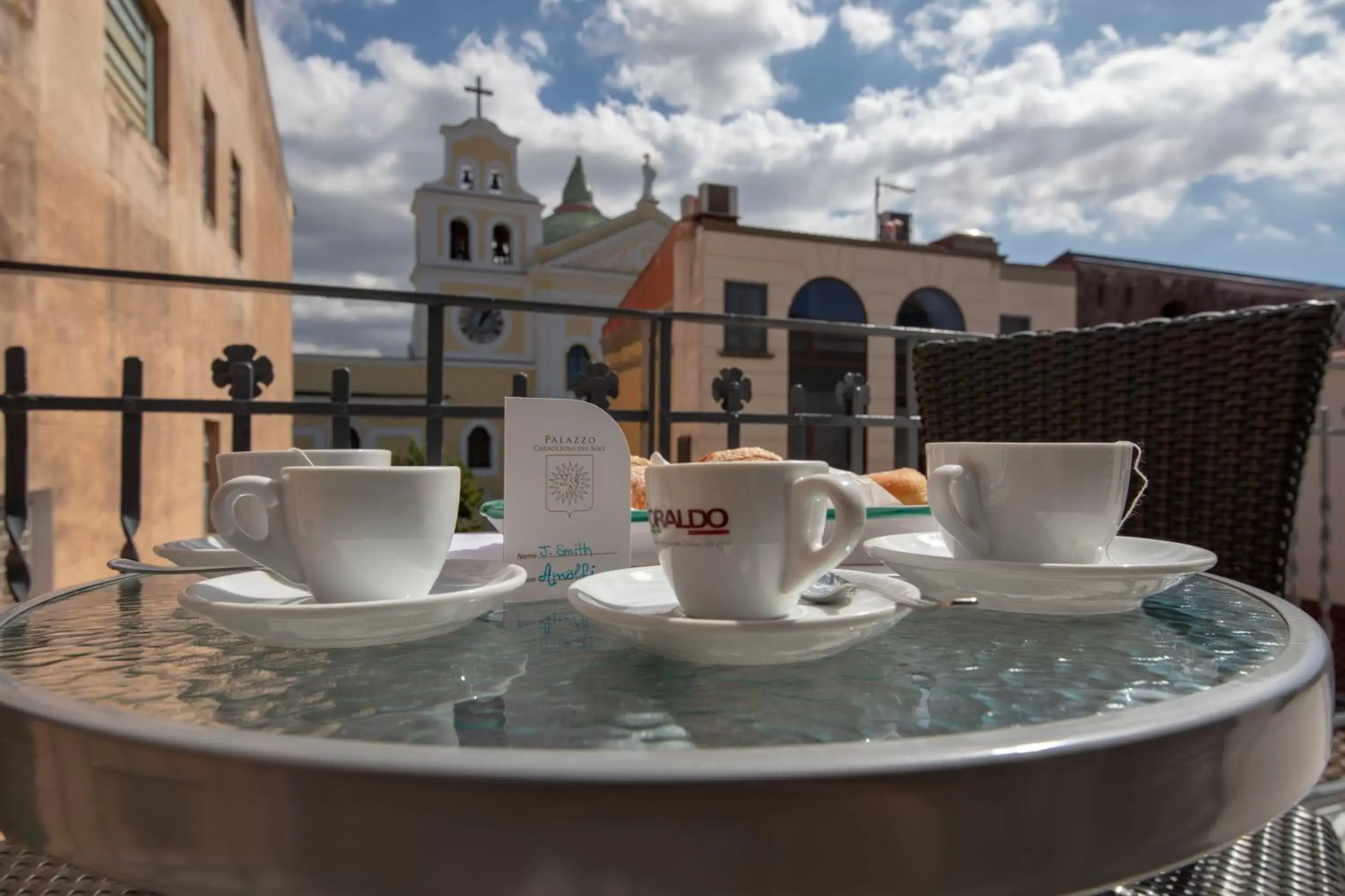 Photo of the whole room in Palazzo Caracciolo del Sole Photo of the whole room in Palazzo Caracciolo del Sole