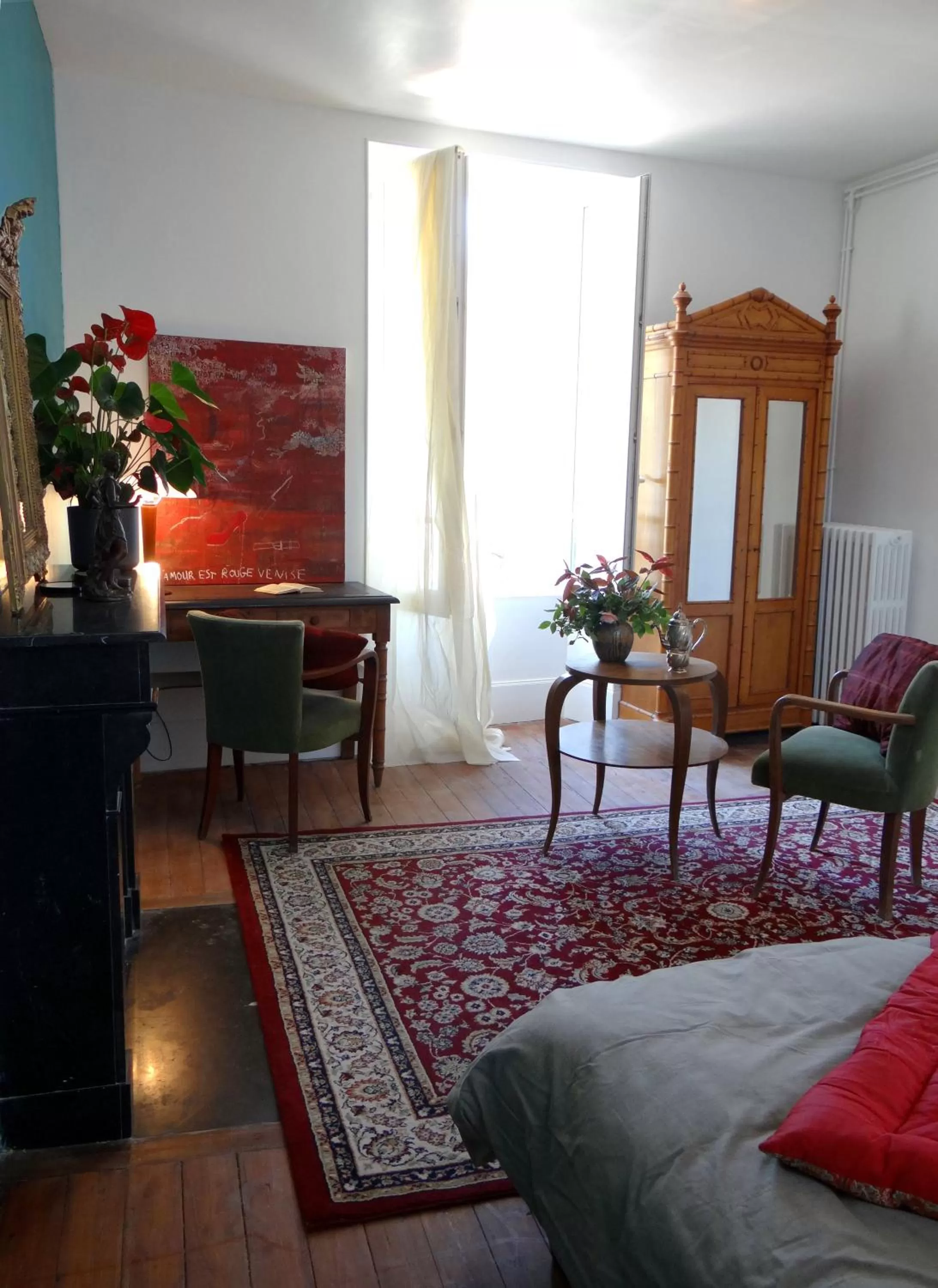 Bedroom in Les Viviers Maison d'hôtes B&B