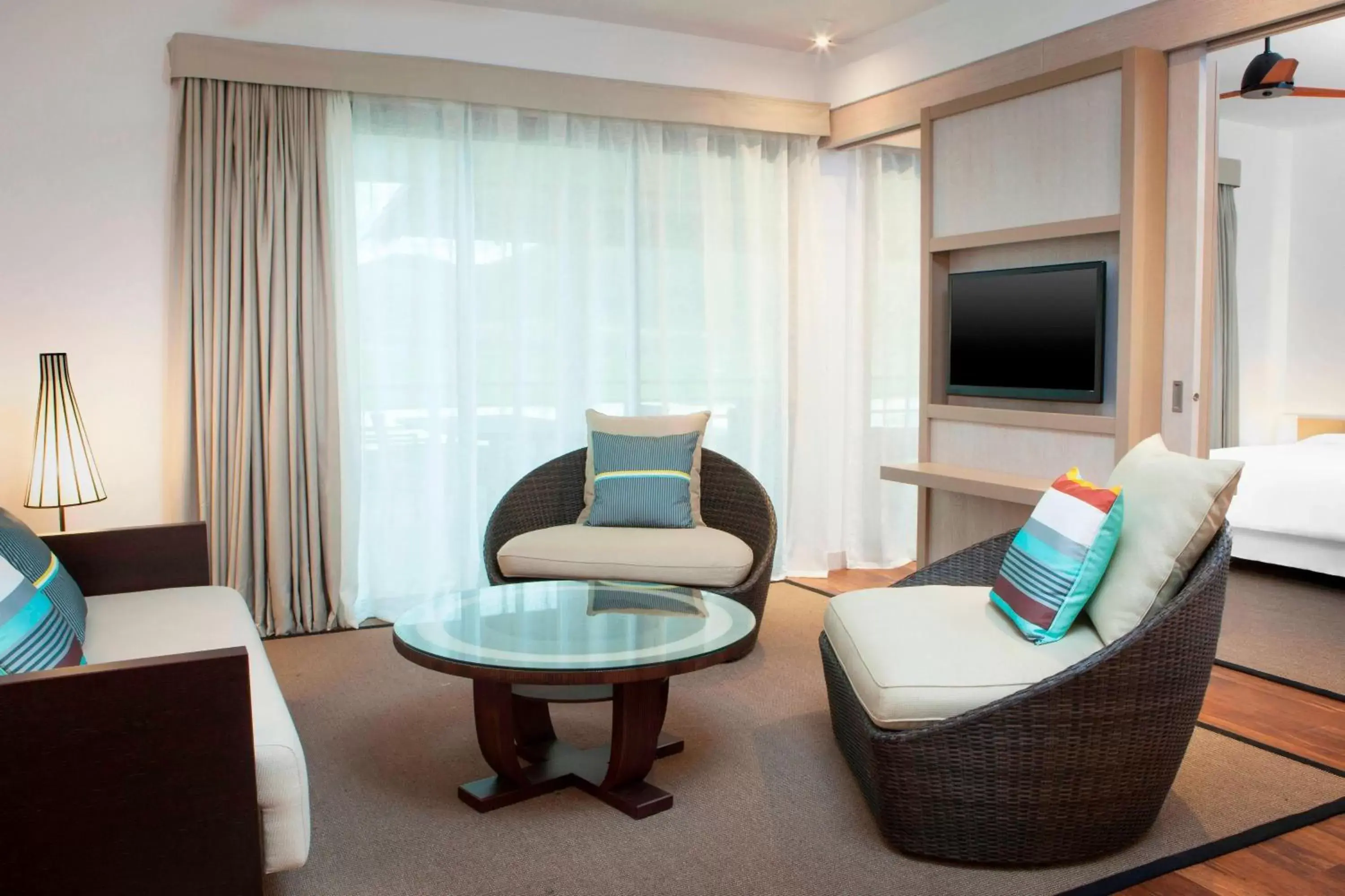 Lounge or bar in Sheraton New Caledonia Deva Spa & Golf Resort Lounge or bar in Sheraton New Caledonia Deva Spa & Golf Resort