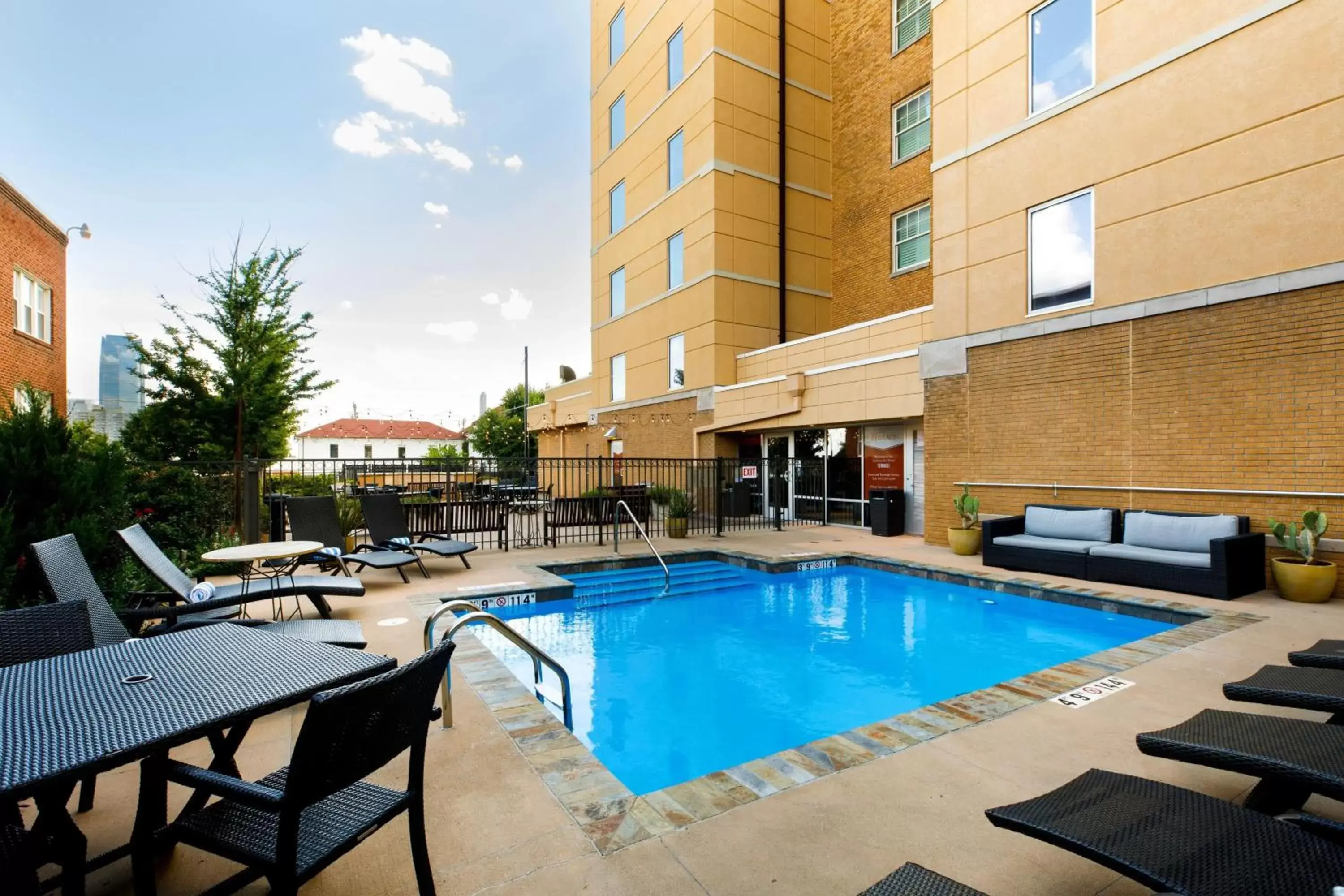 Swimming Pool in Ambassador Hotel Oklahoma City, Autograph Collection