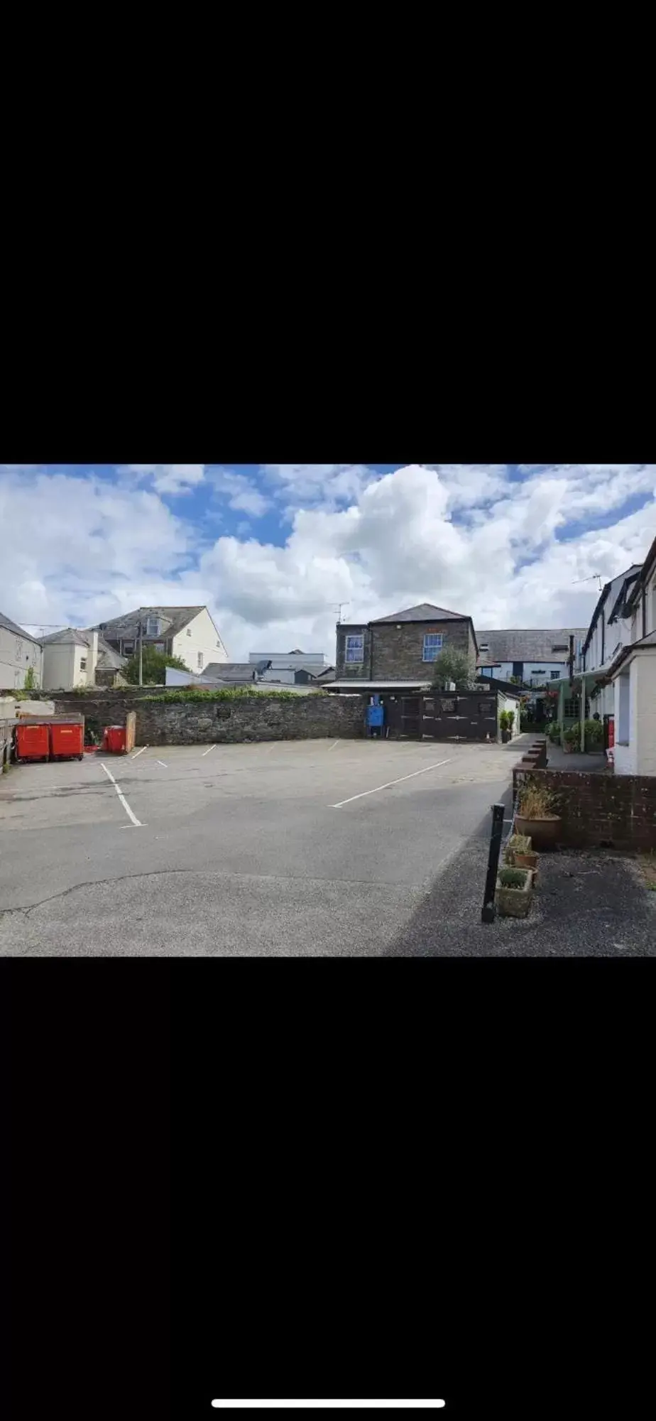 Parking in Molesworth Arms