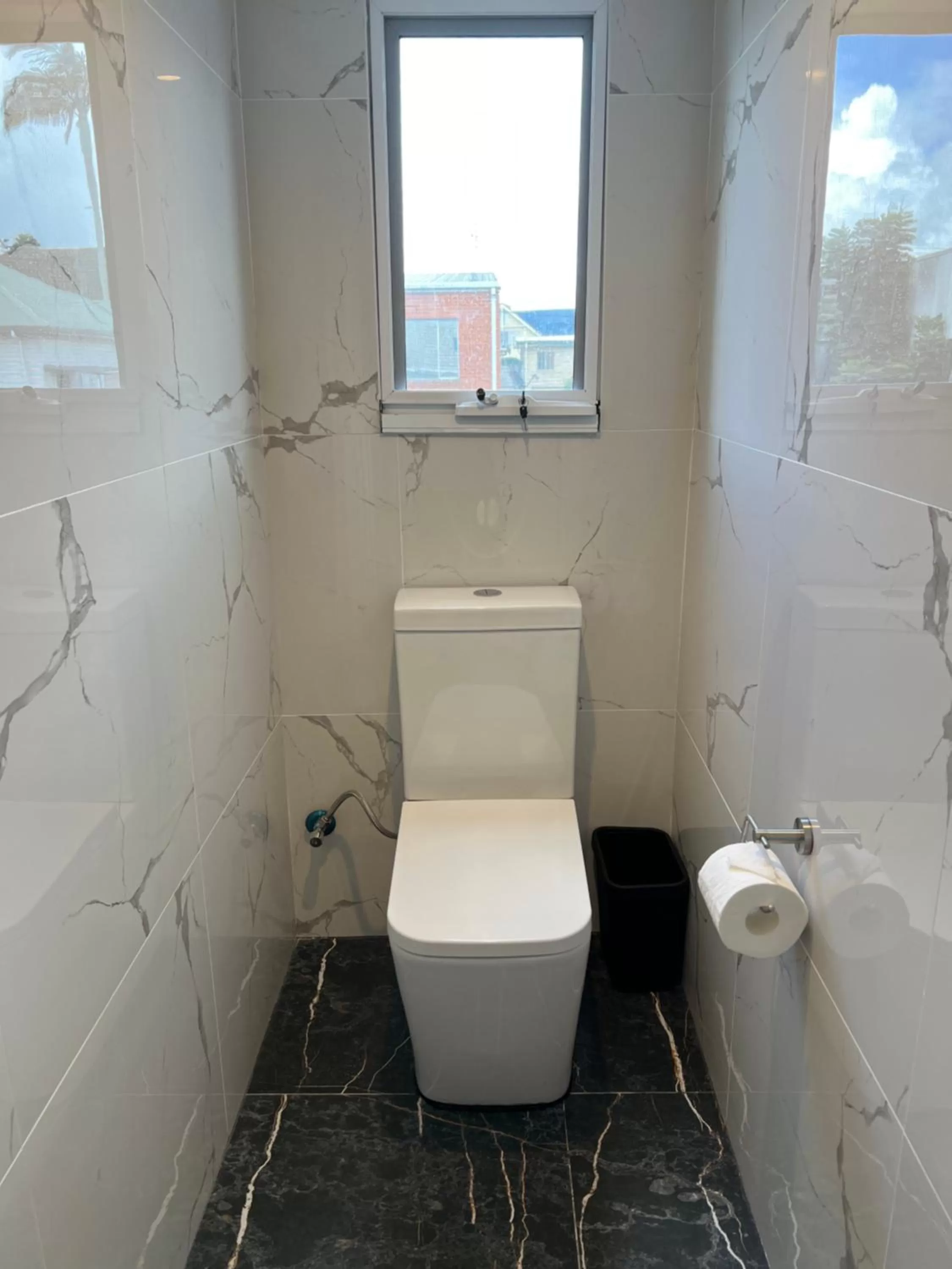 Bathroom in Lismore City Motor Inn