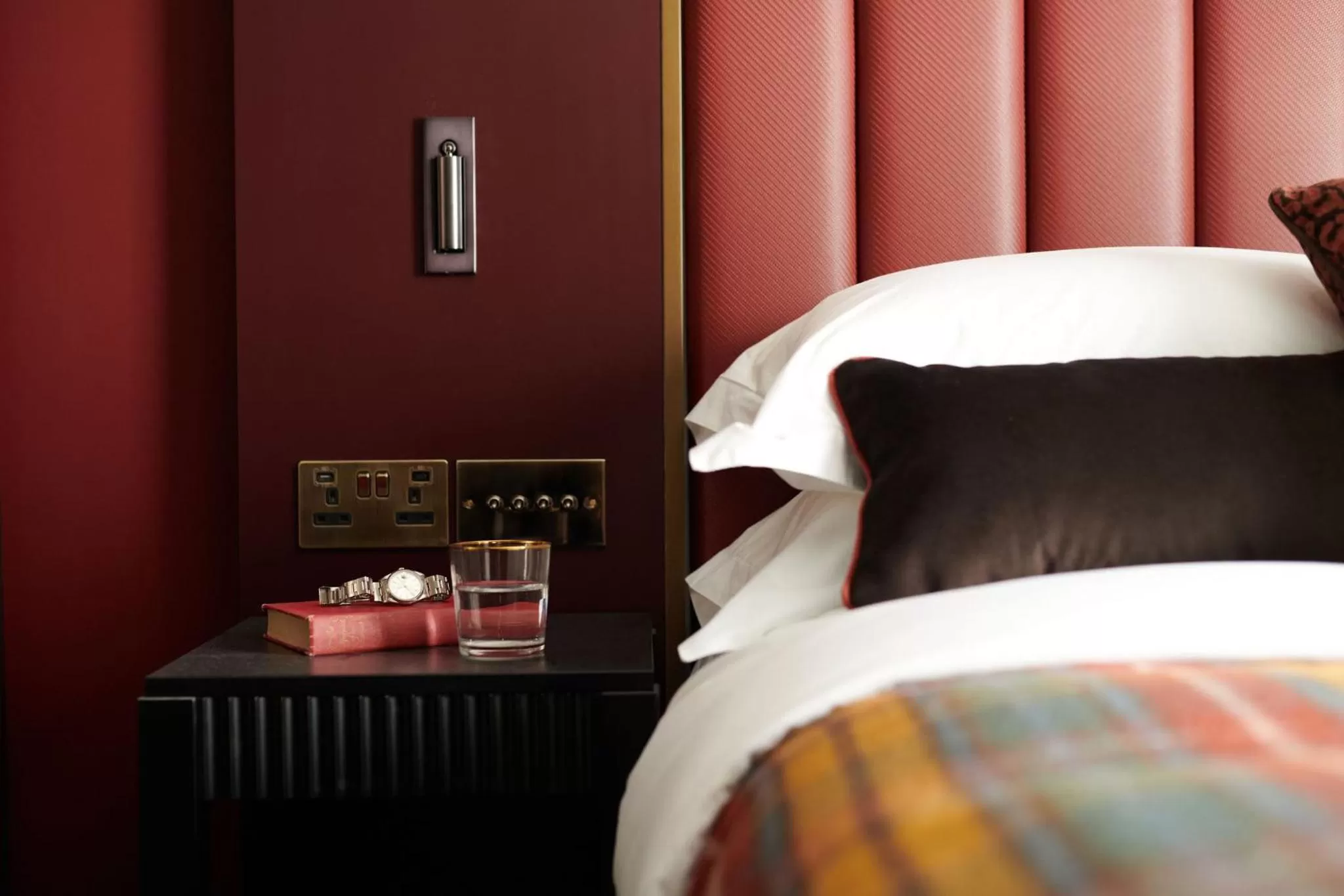 Bed in The Other House South Kensington