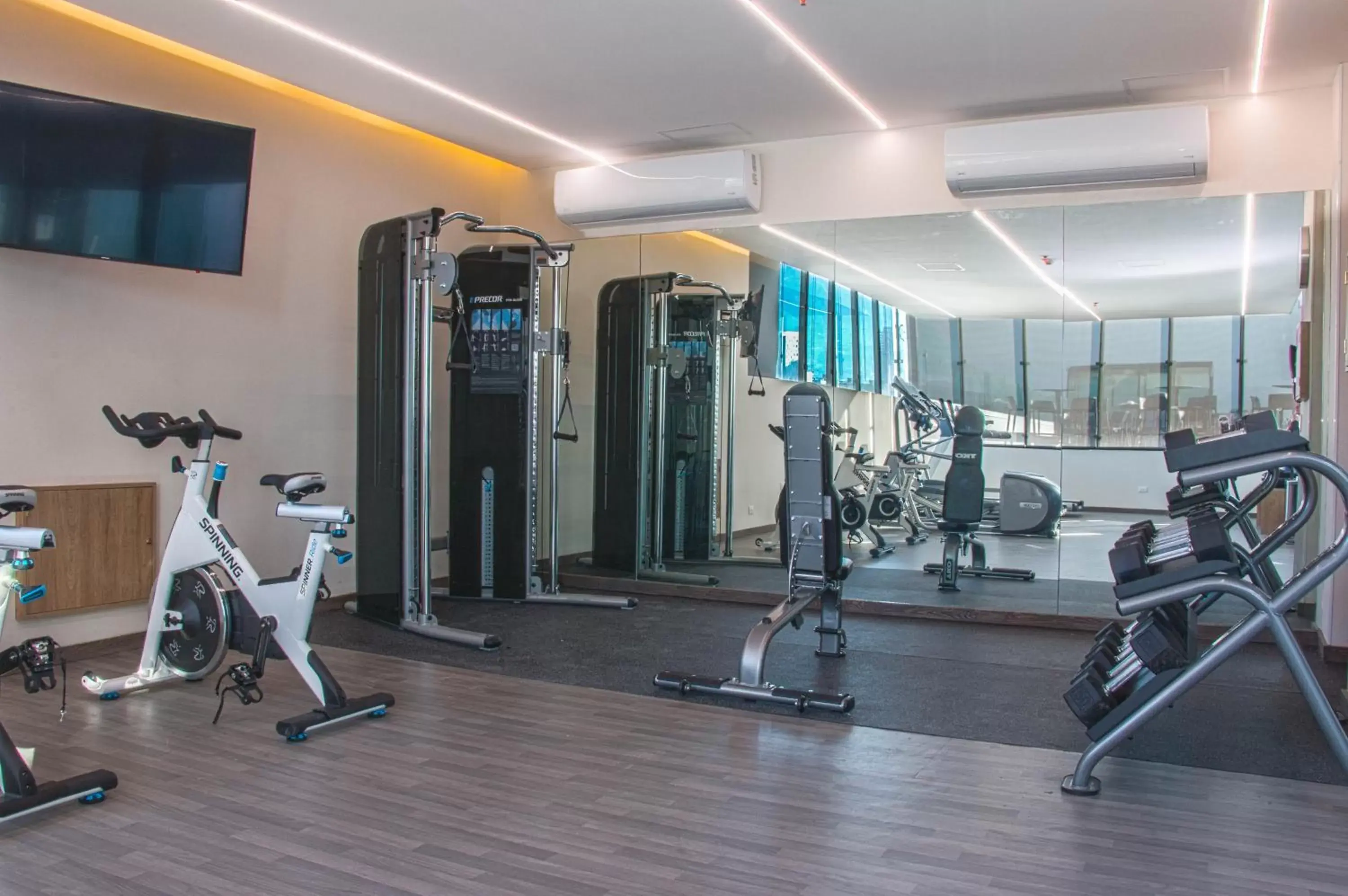 Activities, Fitness Center/Facilities in Radisson Hotel Monterrey San Jeronimo