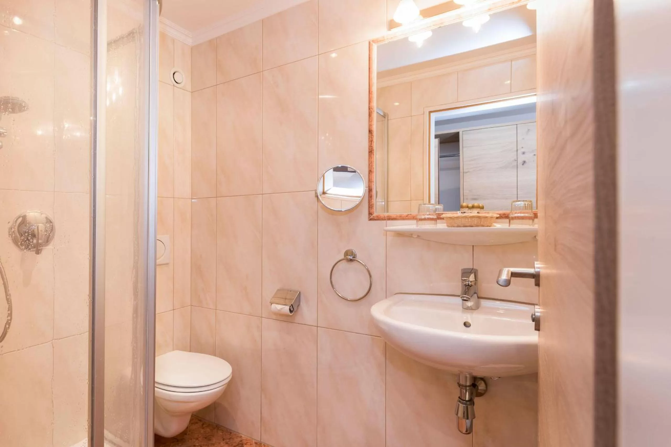 Bathroom in Hotel Stubaierhof