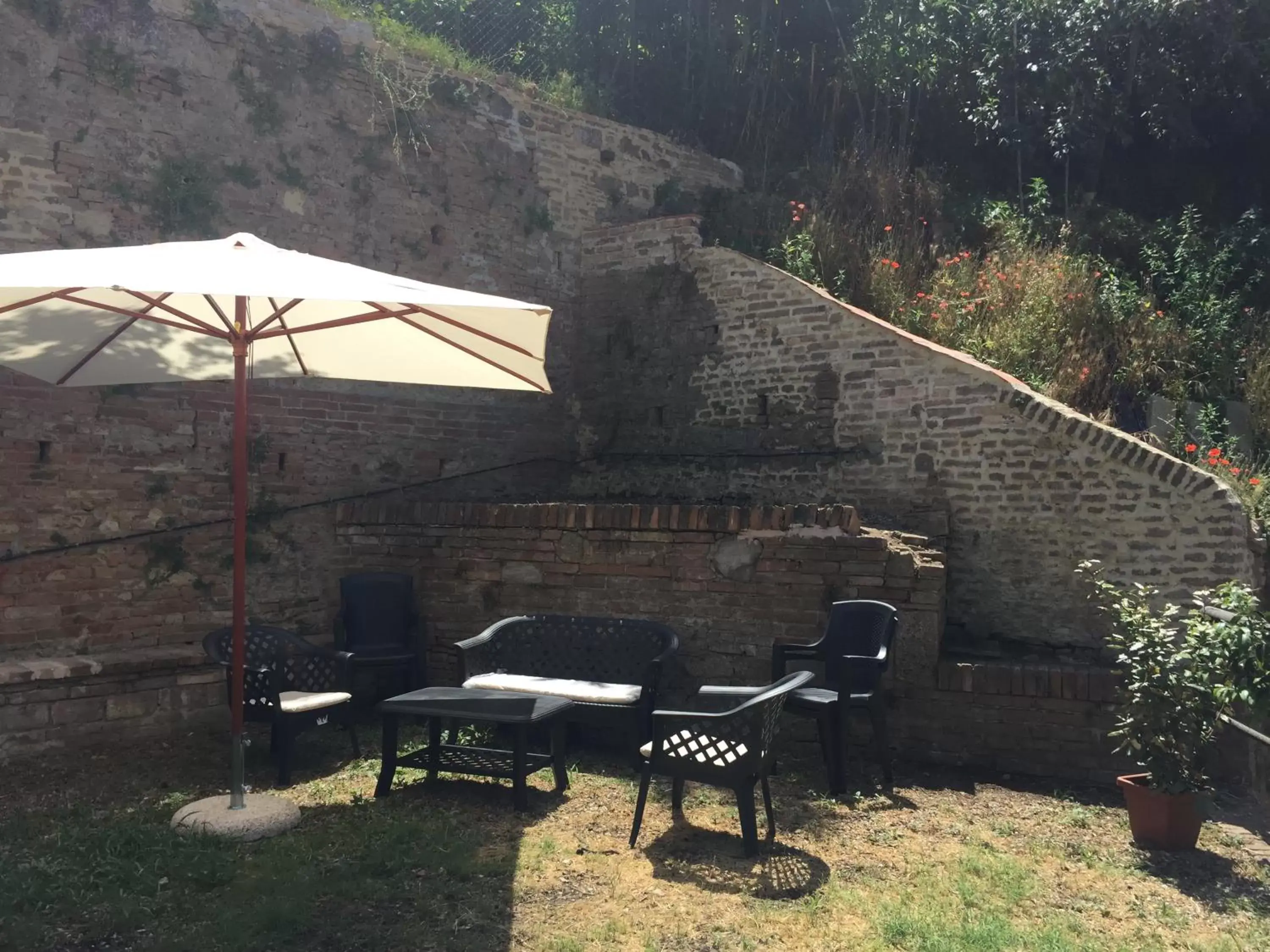 Natural landscape, Patio/Outdoor Area in Siena Vip B&B