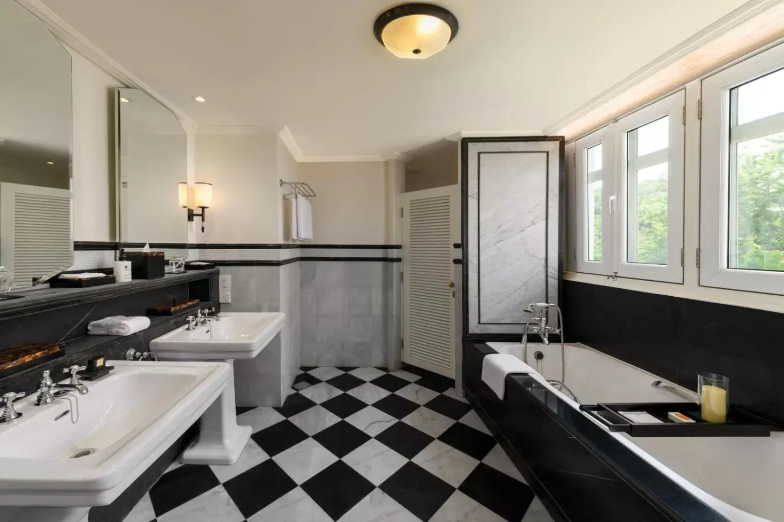 Bathroom in Eastern & Oriental Hotel