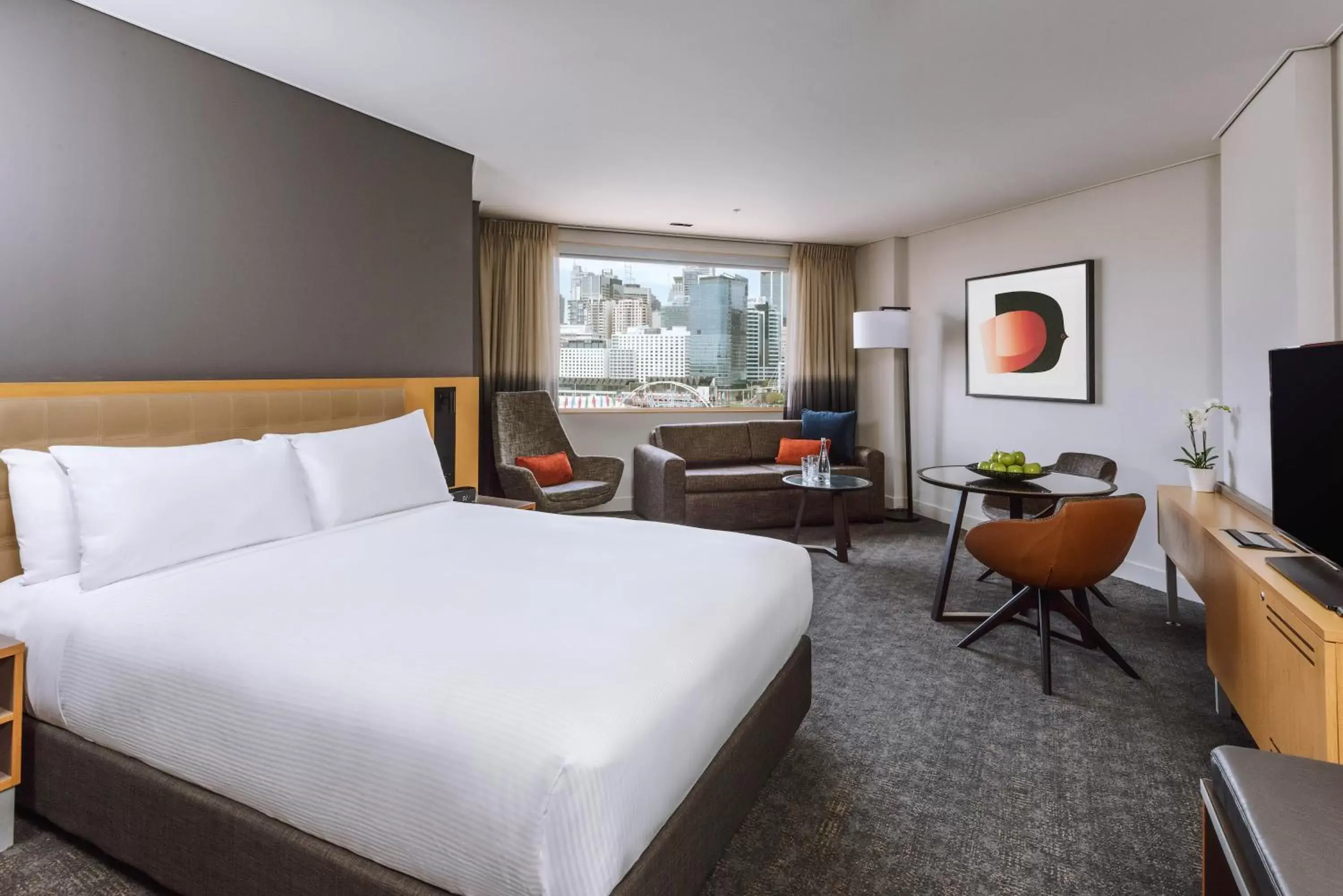 TV and multimedia in Novotel Sydney Darling Harbour