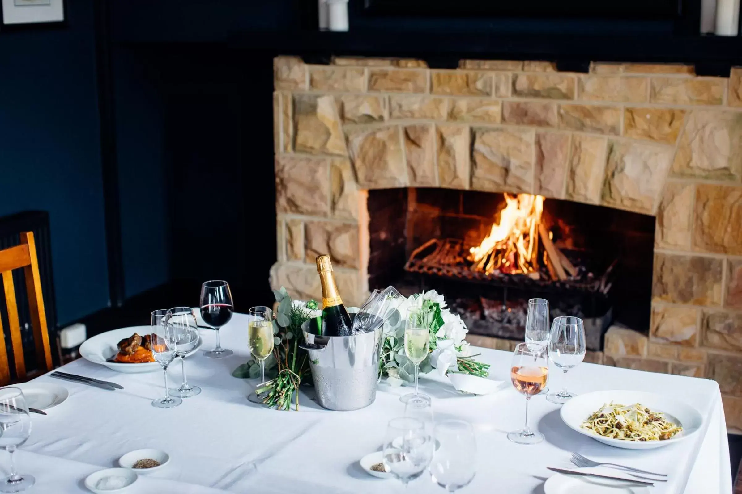 Restaurant/places to eat in Bundanoon Hotel Restaurant/places to eat in Bundanoon Hotel