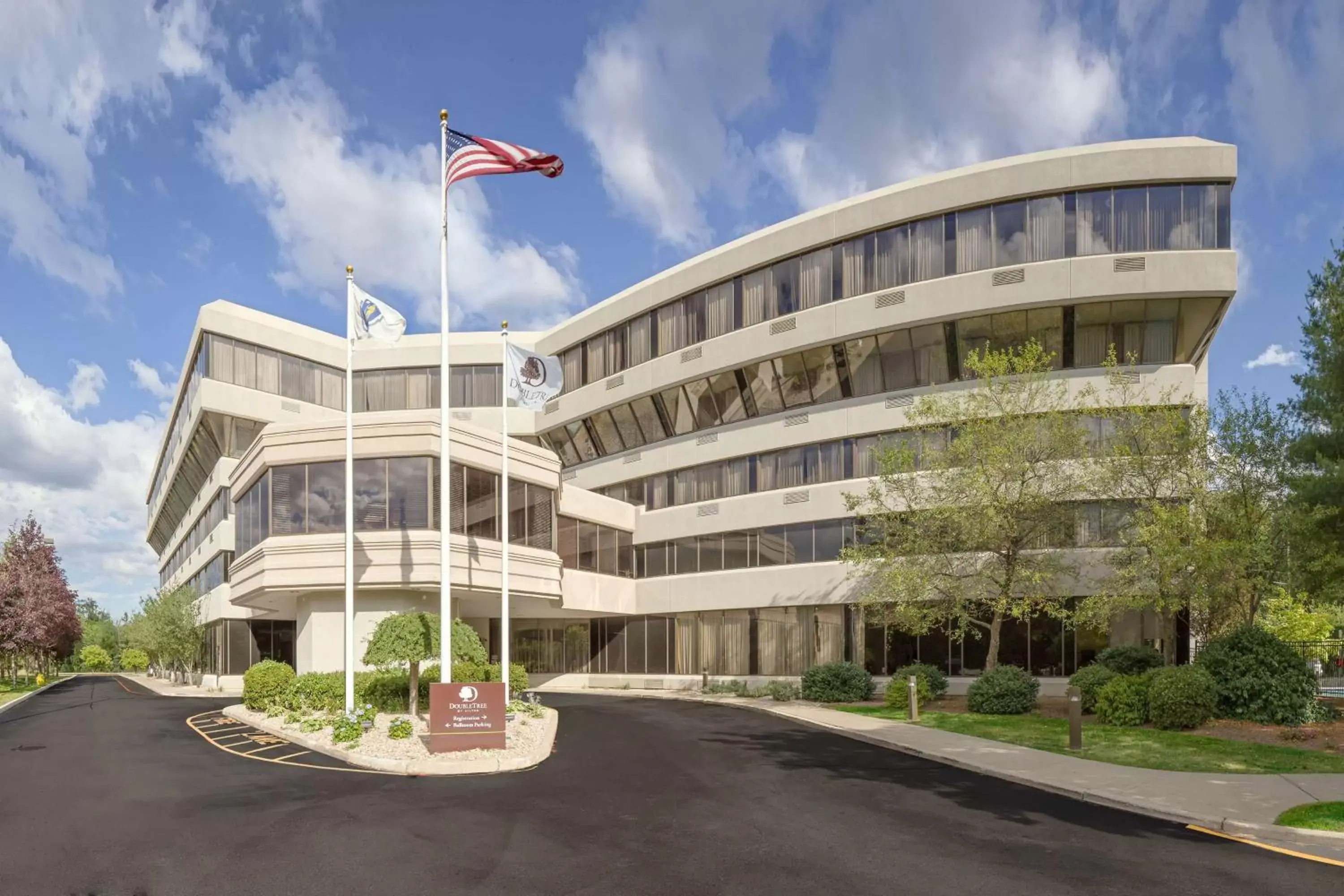 Property Building in DoubleTree by Hilton Boston-Rockland