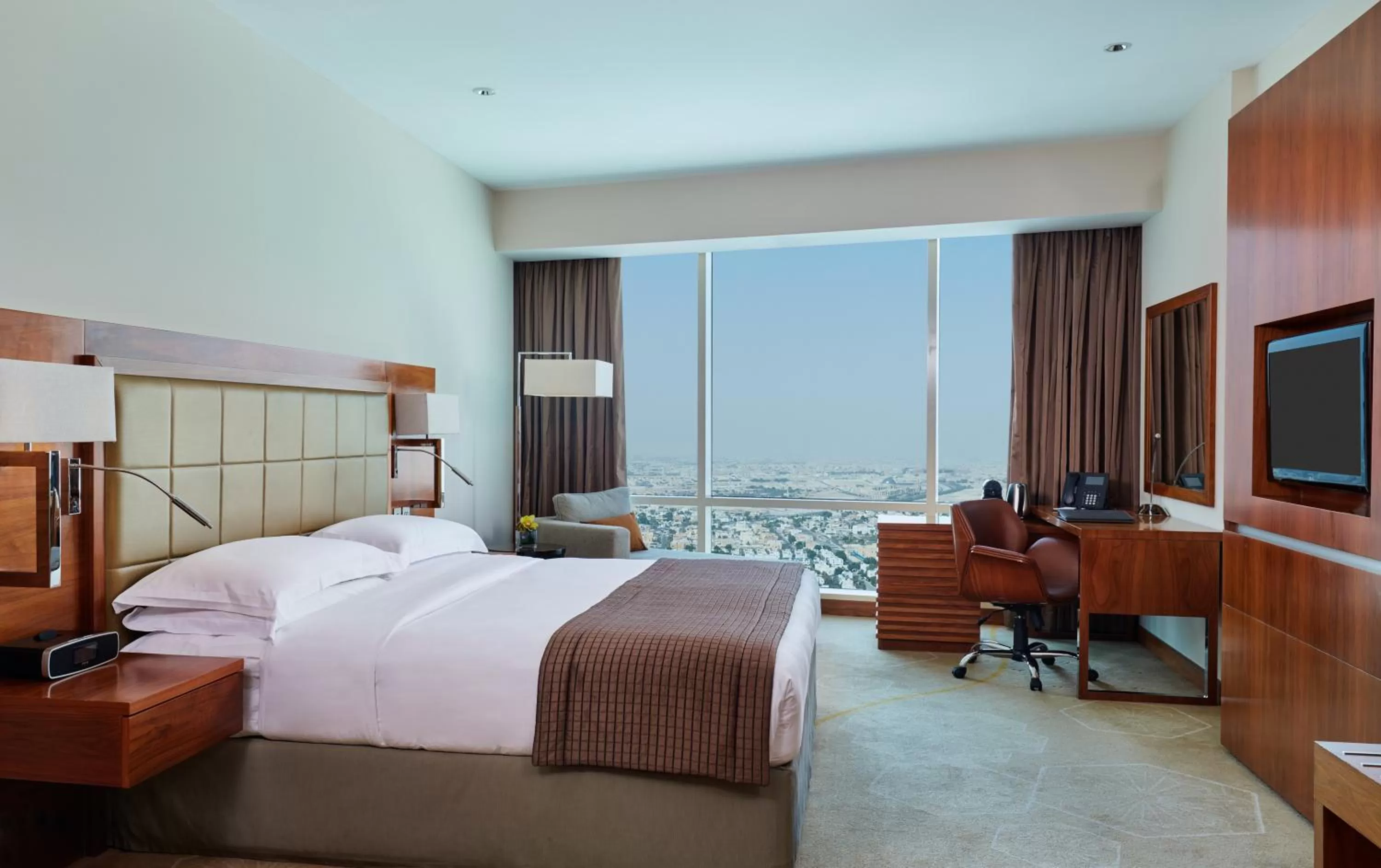 Photo of the whole room, Bed in InterContinental Doha The City by IHG