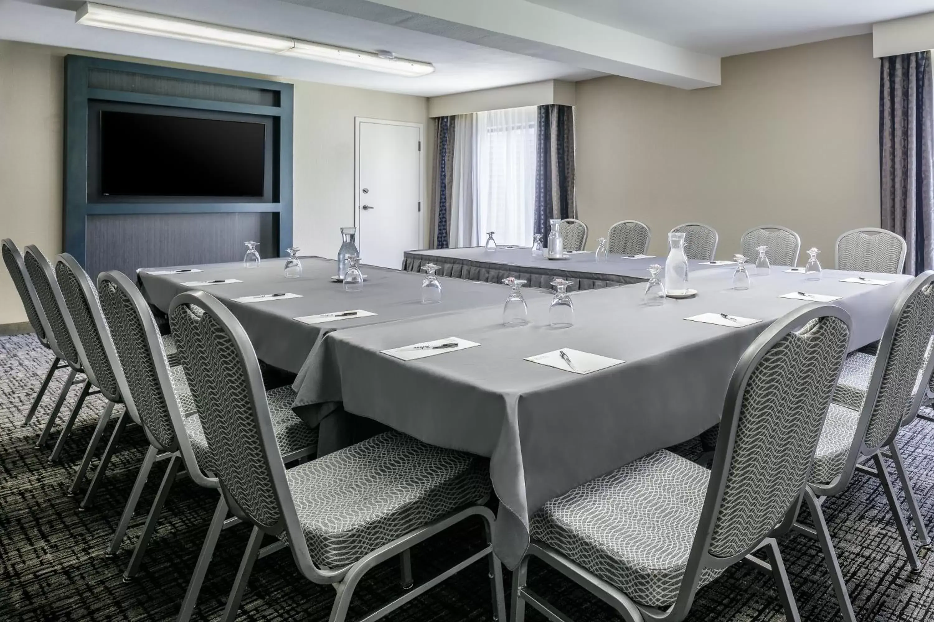 Meeting/conference room, Business Area/Conference Room in Radisson Hotel & Conference Center Coralville - Iowa City