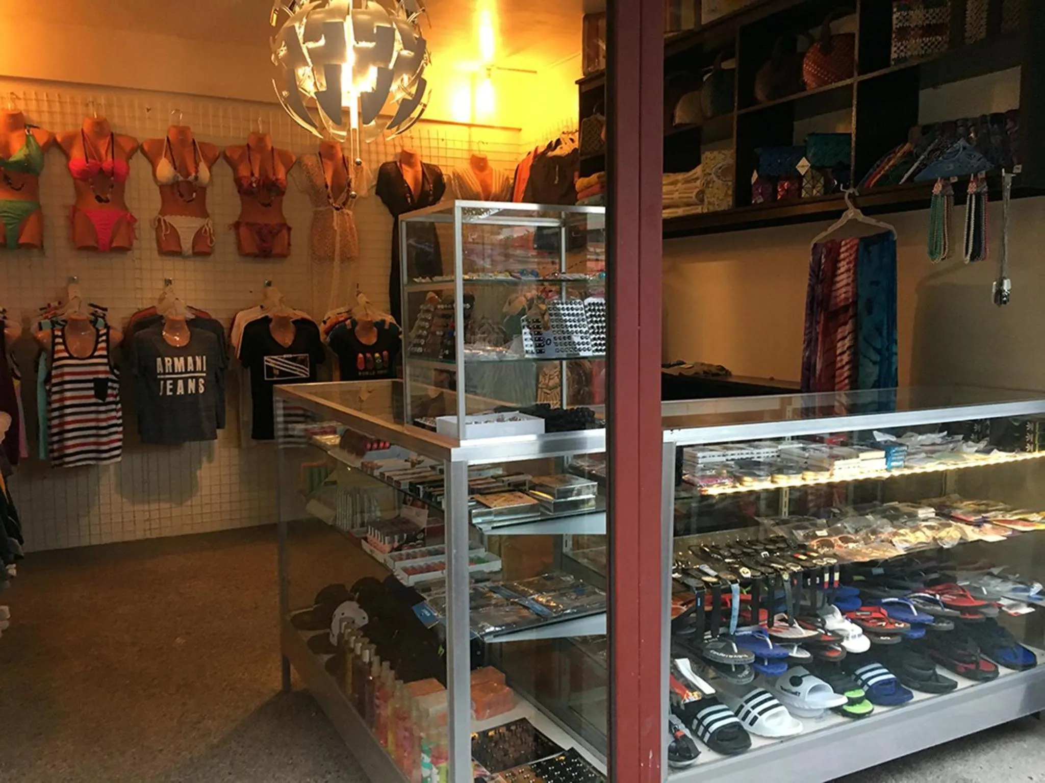 On-site shops in Stardust Beach Hotel