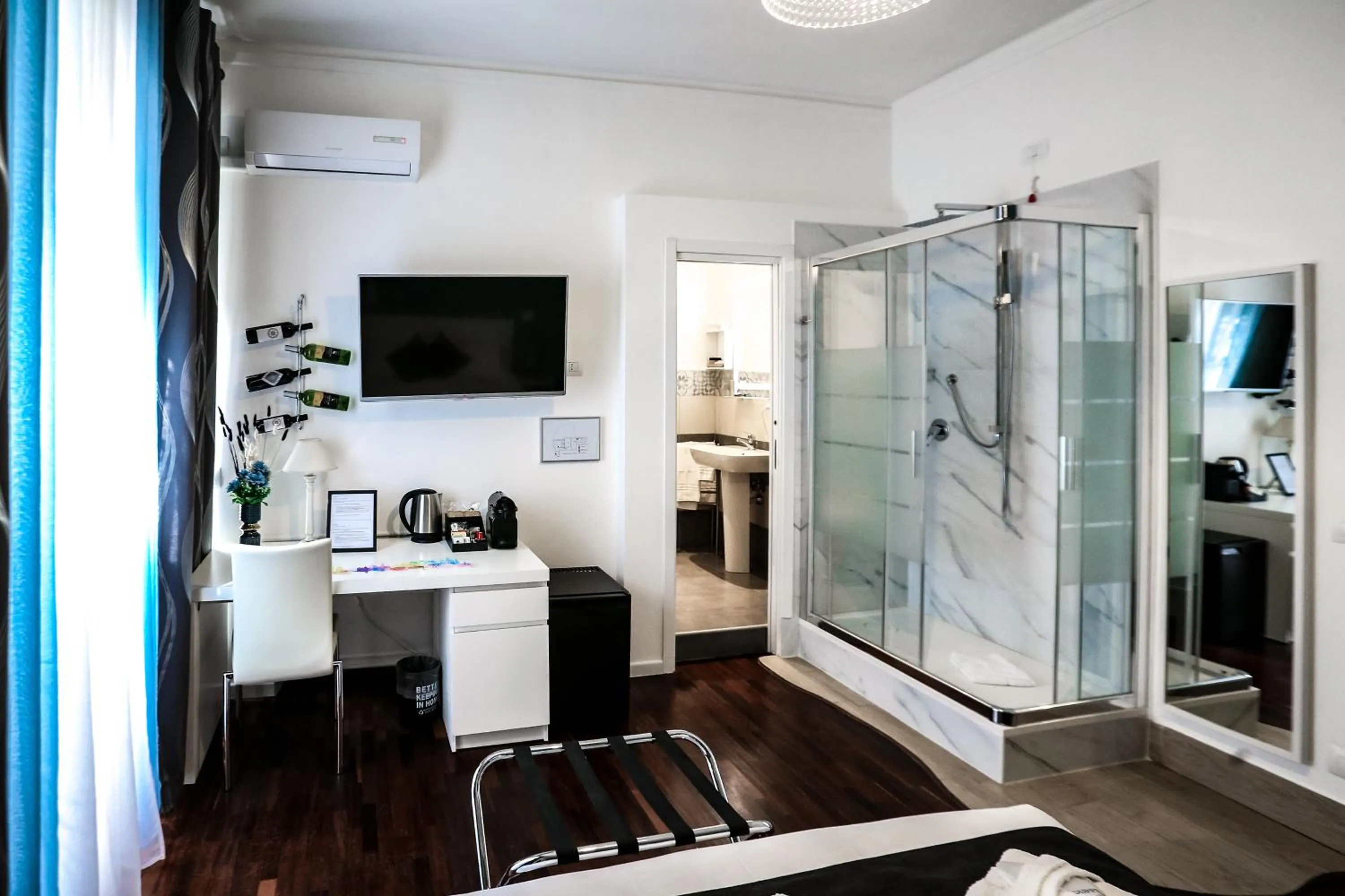 Shower in Relais Circo Massimo