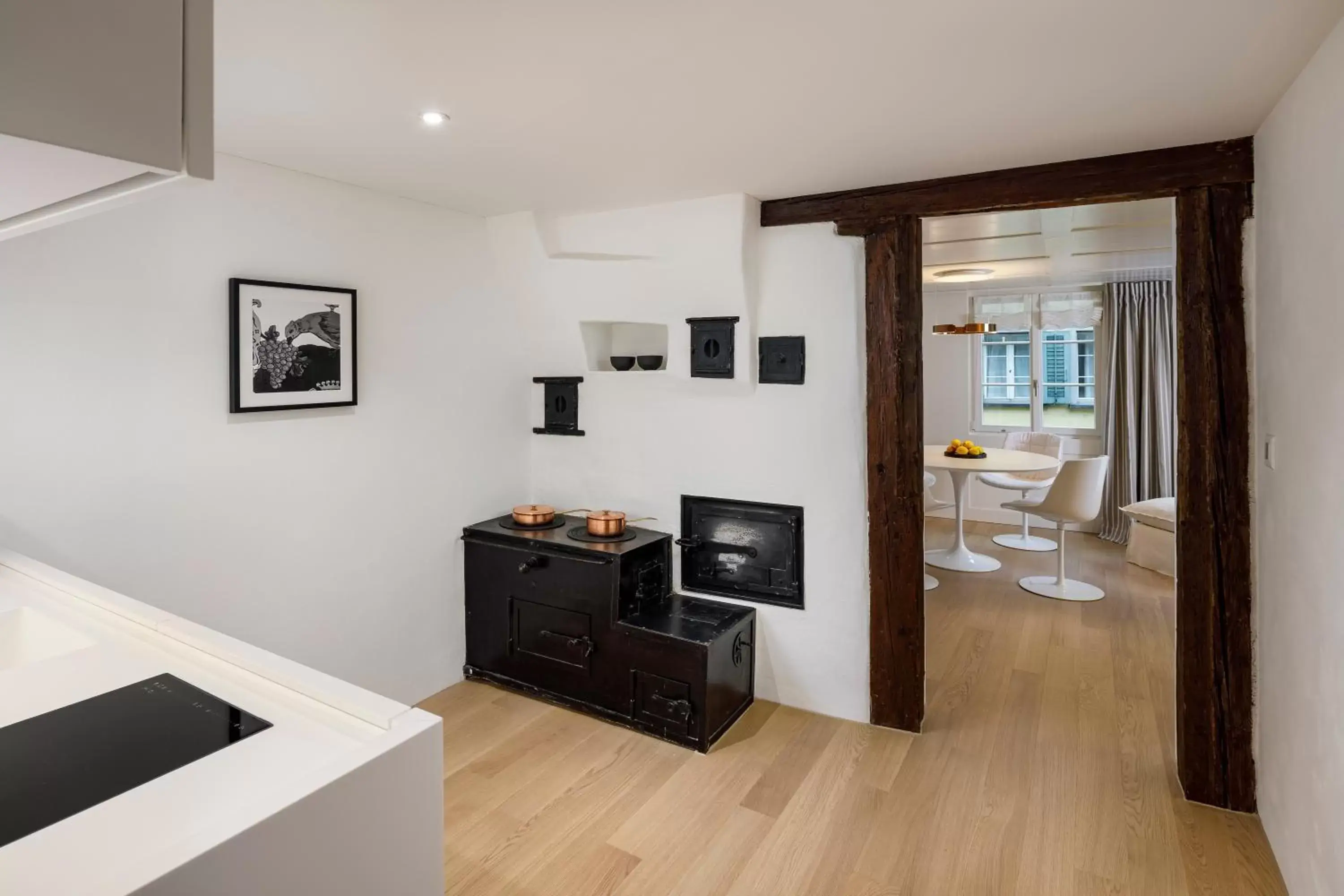 Living room, TV/Entertainment Center in La Colombe Boutique Hotel