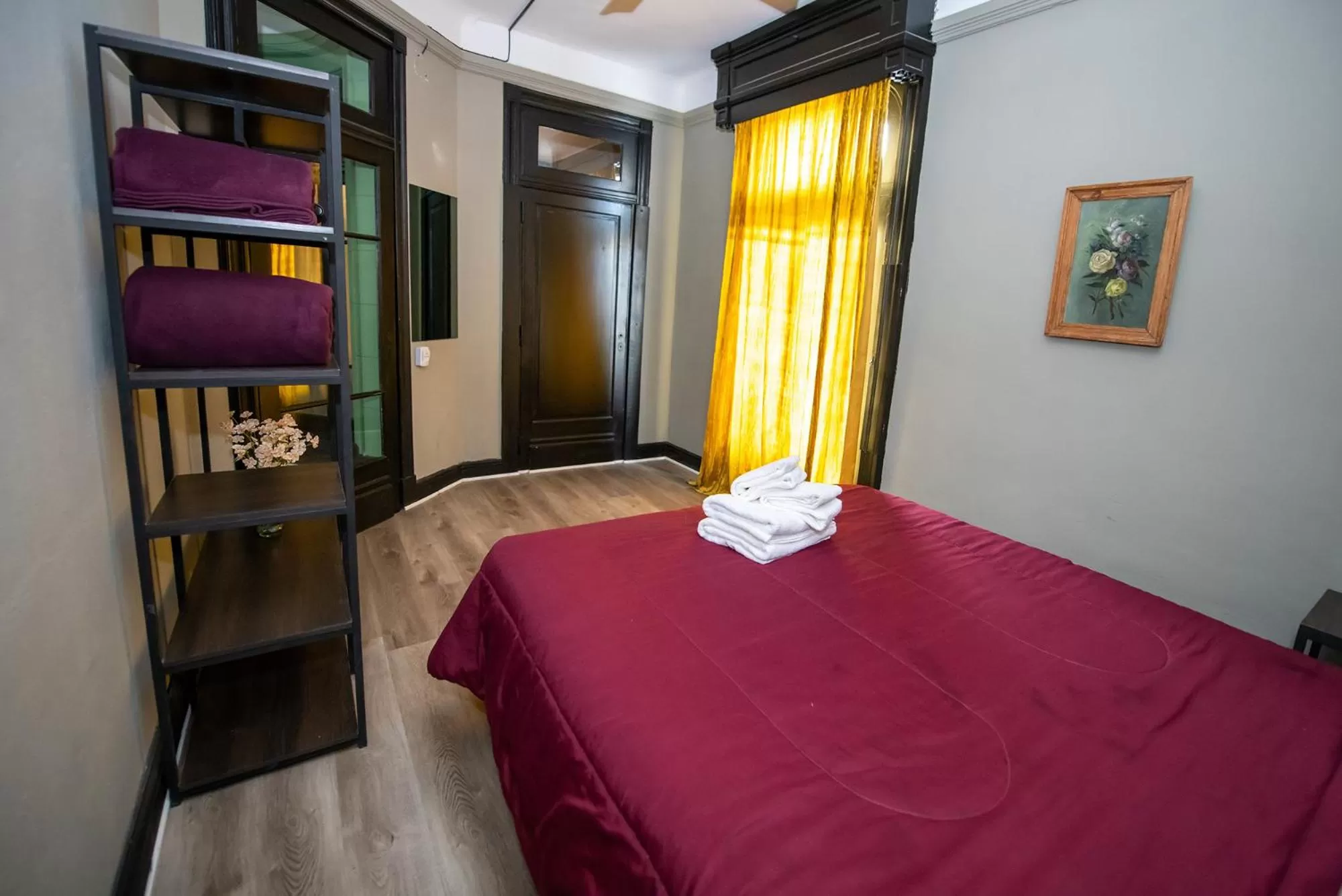 Photo of the whole room, Bed in Maison Ramón