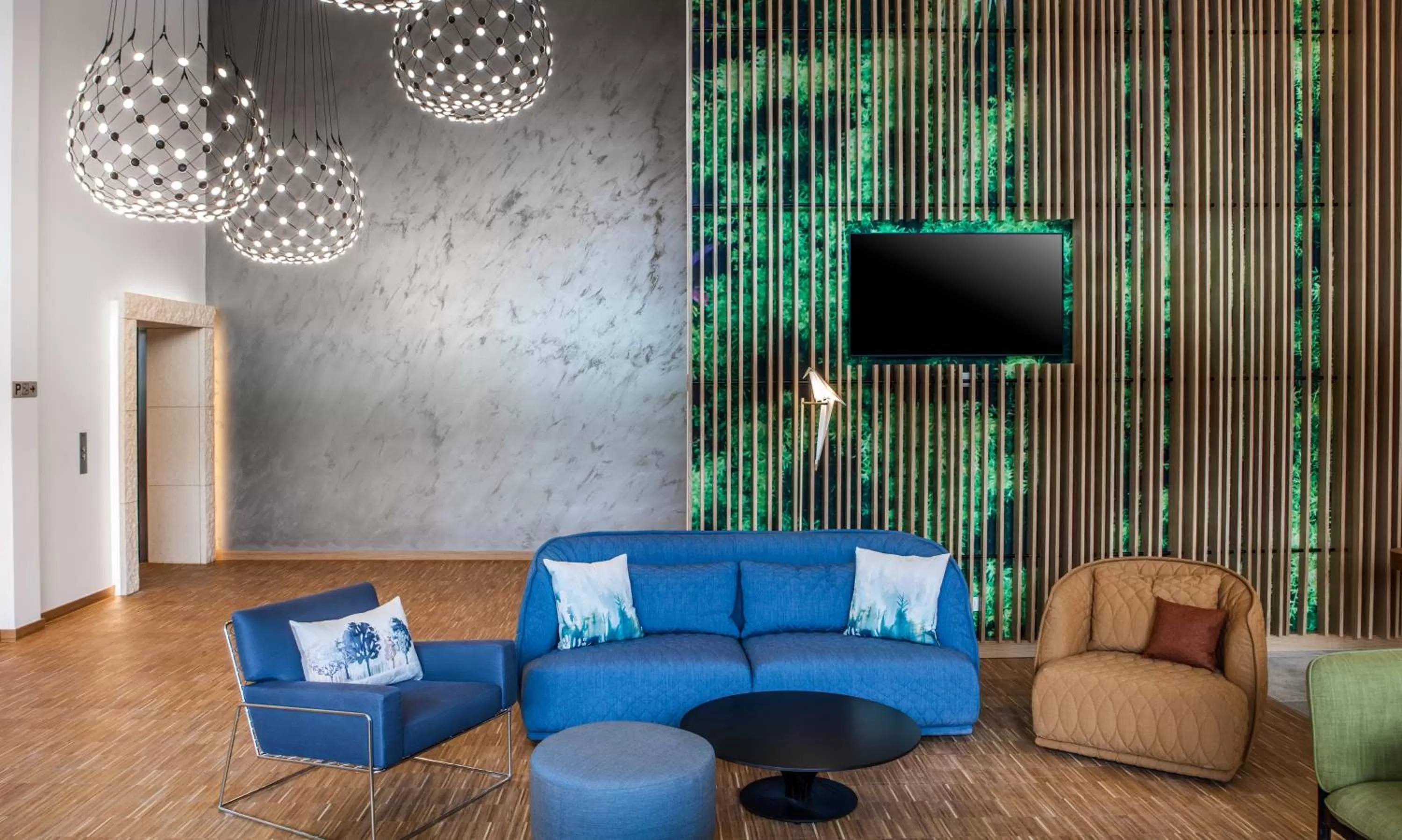 Property building in Holiday Inn Munich - Leuchtenbergring by IHG