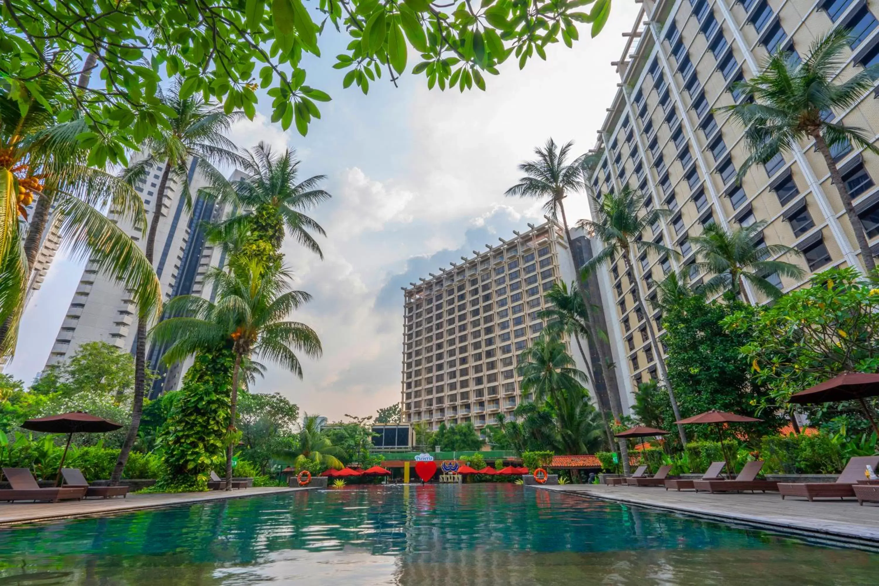 Property building, Swimming Pool in The Sultan Hotel & Residence Jakarta