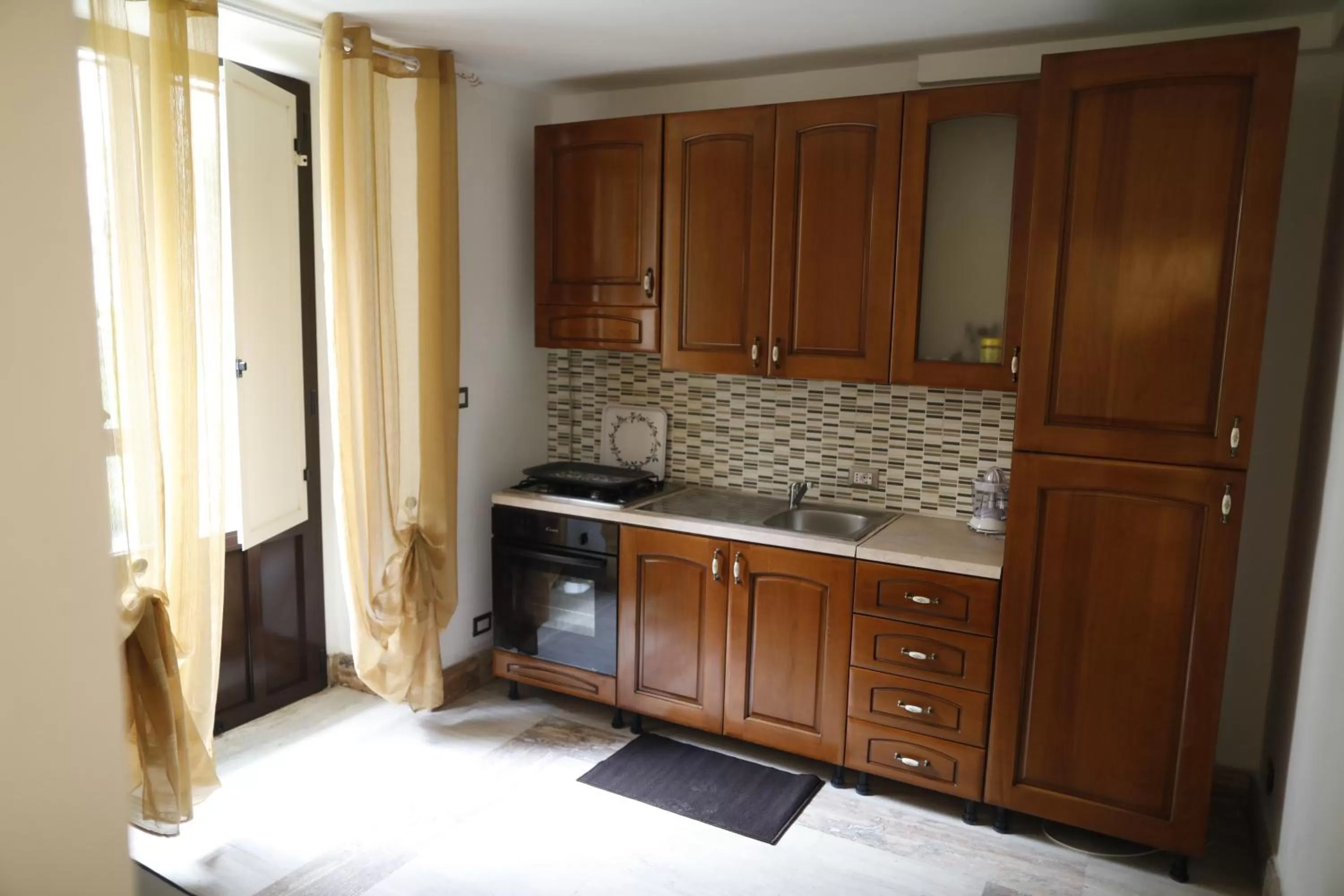 Communal kitchen in B&B Liberty 900