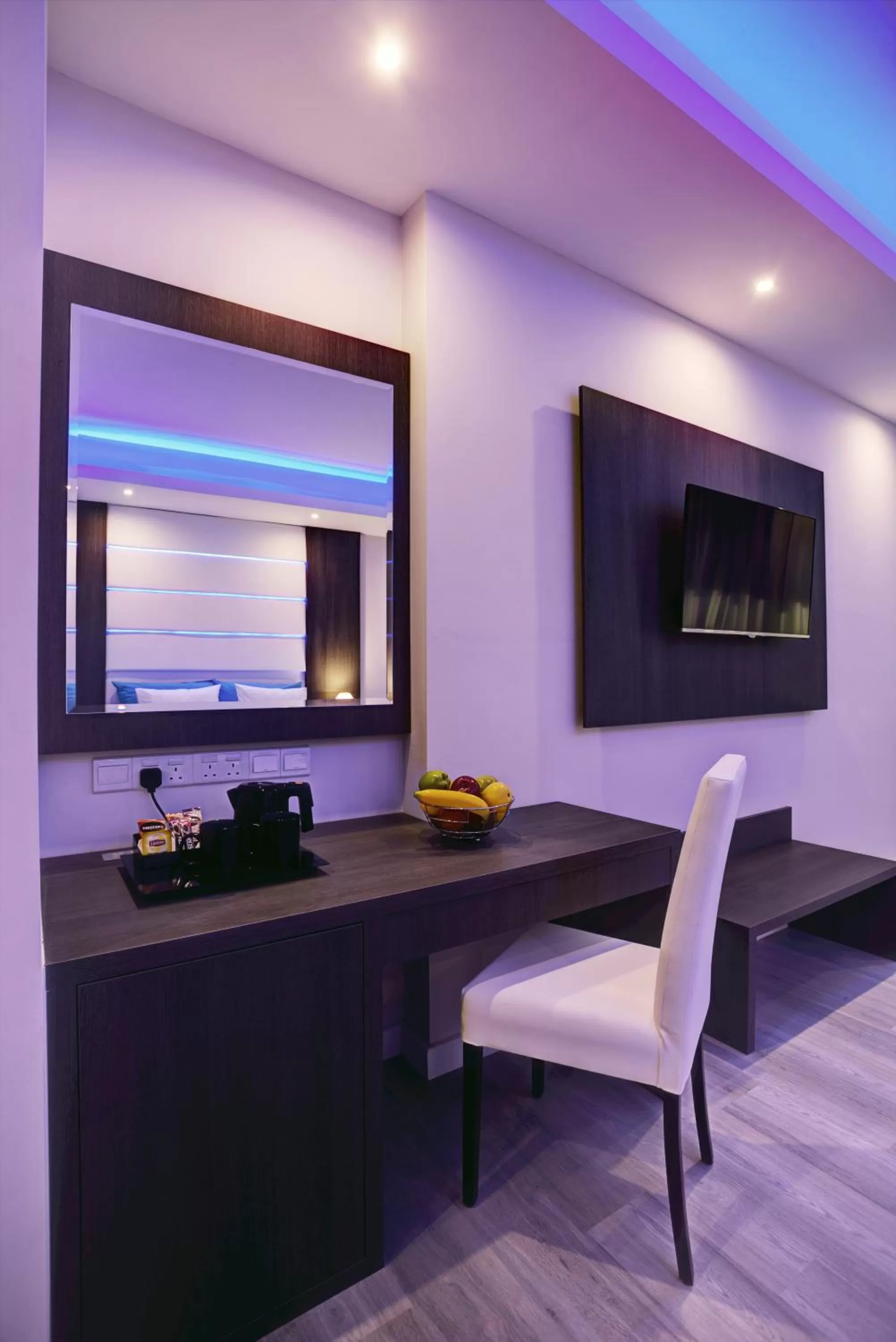 TV and multimedia in The Josephine Boutique Hotel