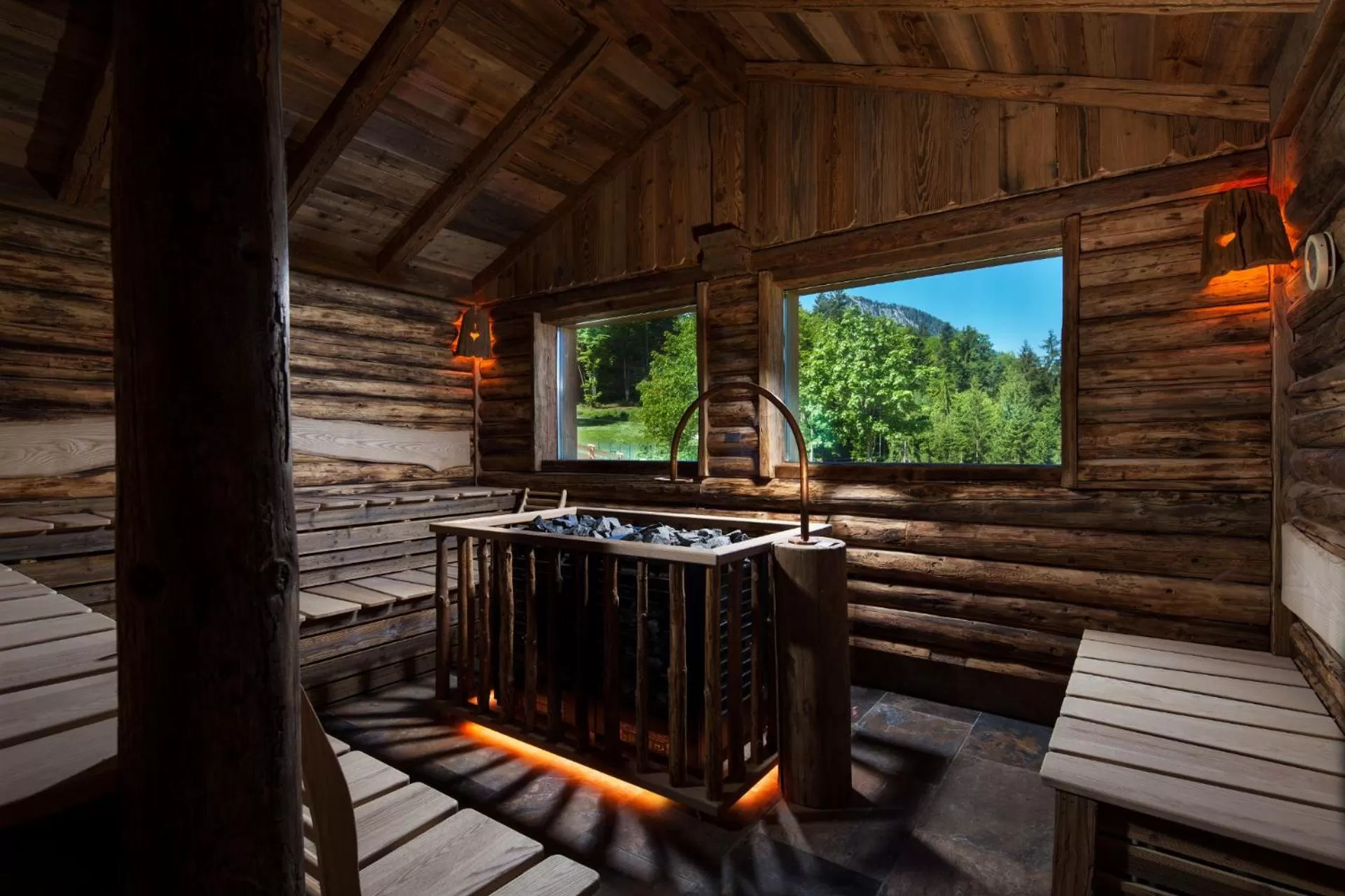 Sauna in Alm- & Wellnesshotel Alpenhof