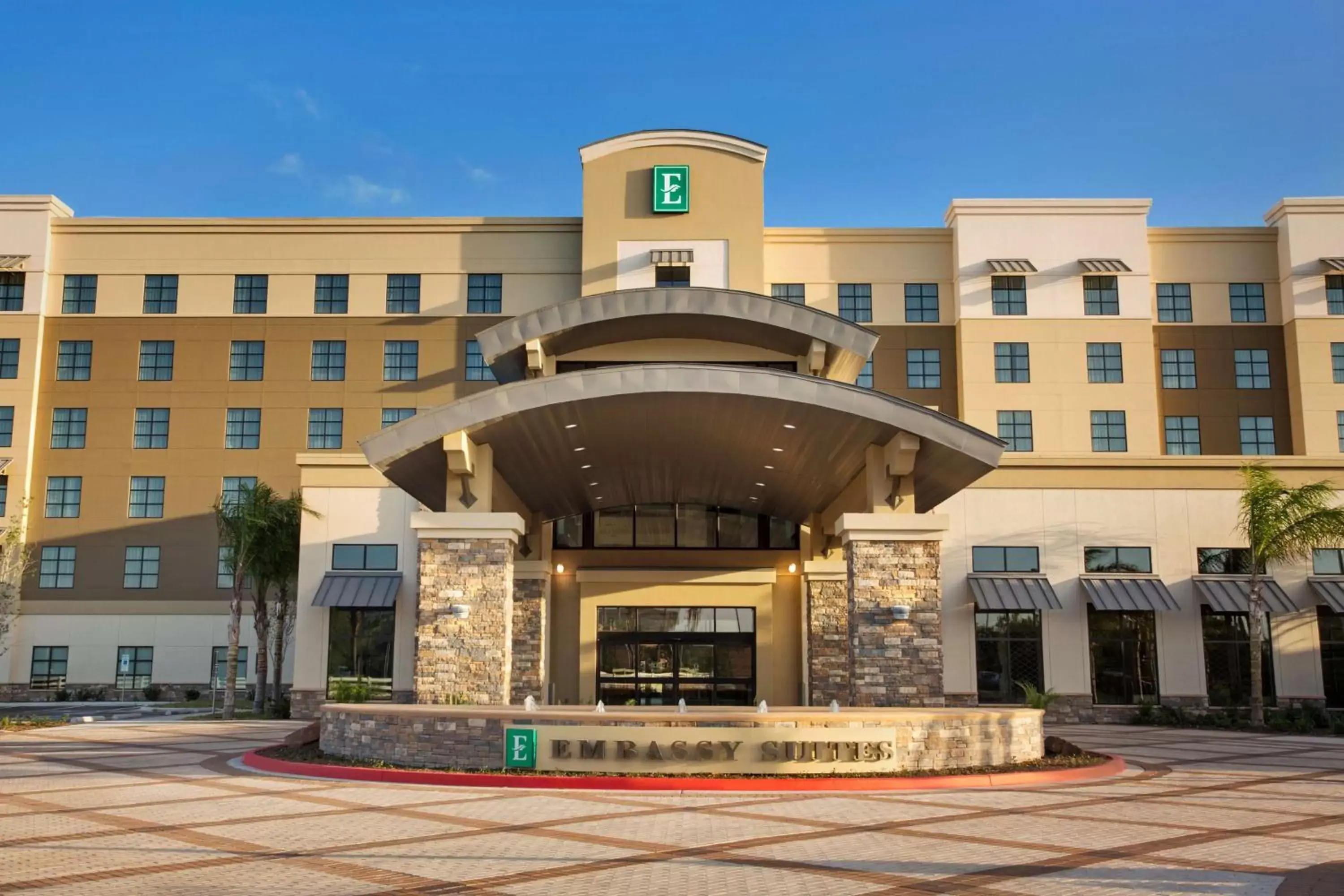 Property Building in Embassy Suites by Hilton McAllen Convention Center