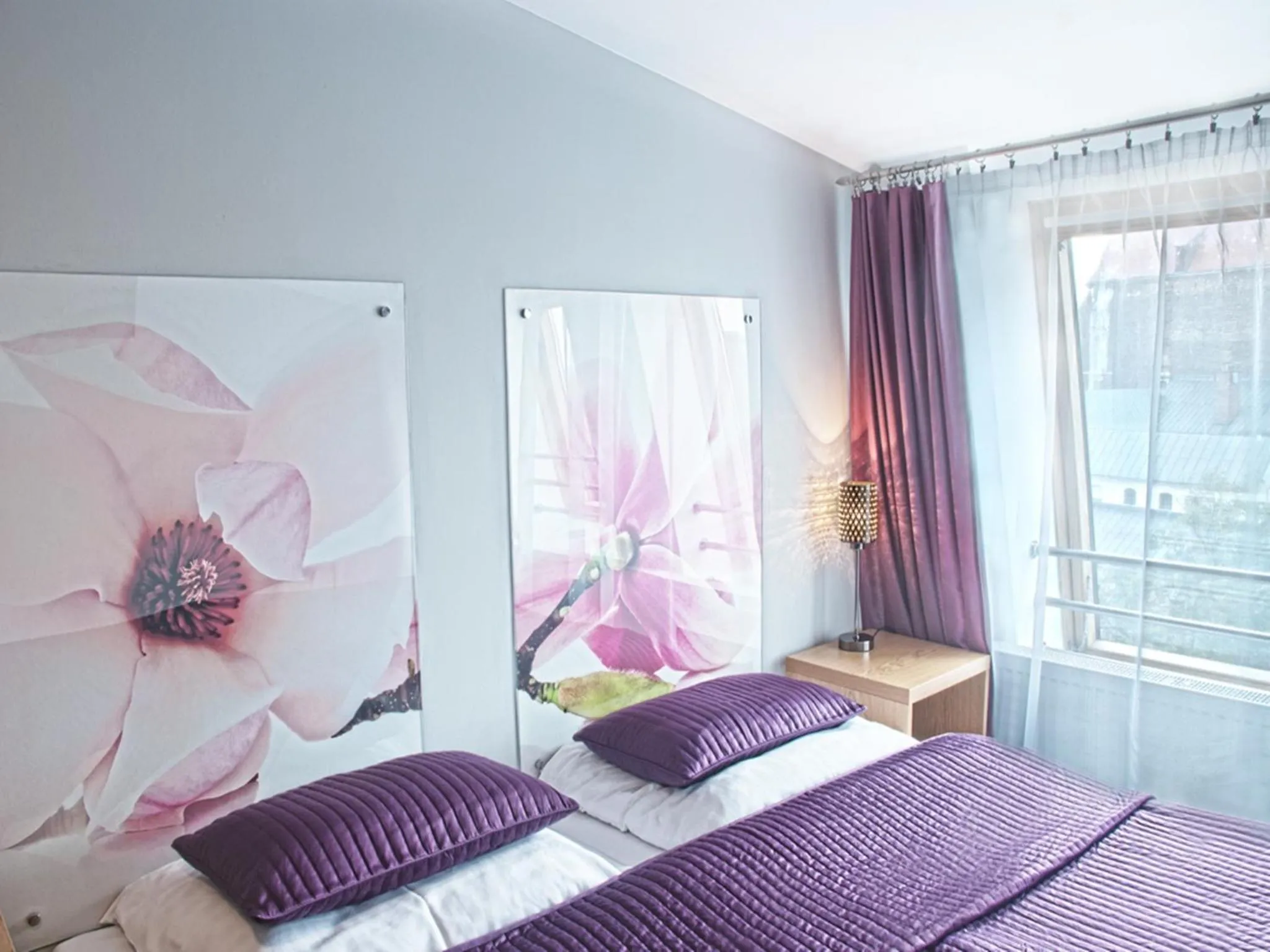 Bed in Hotel Secesja