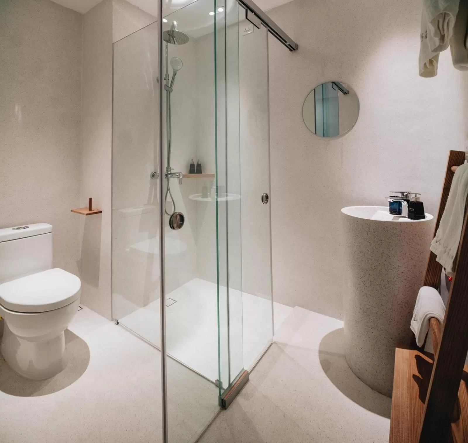 Bathroom in Mia Casa by Satori