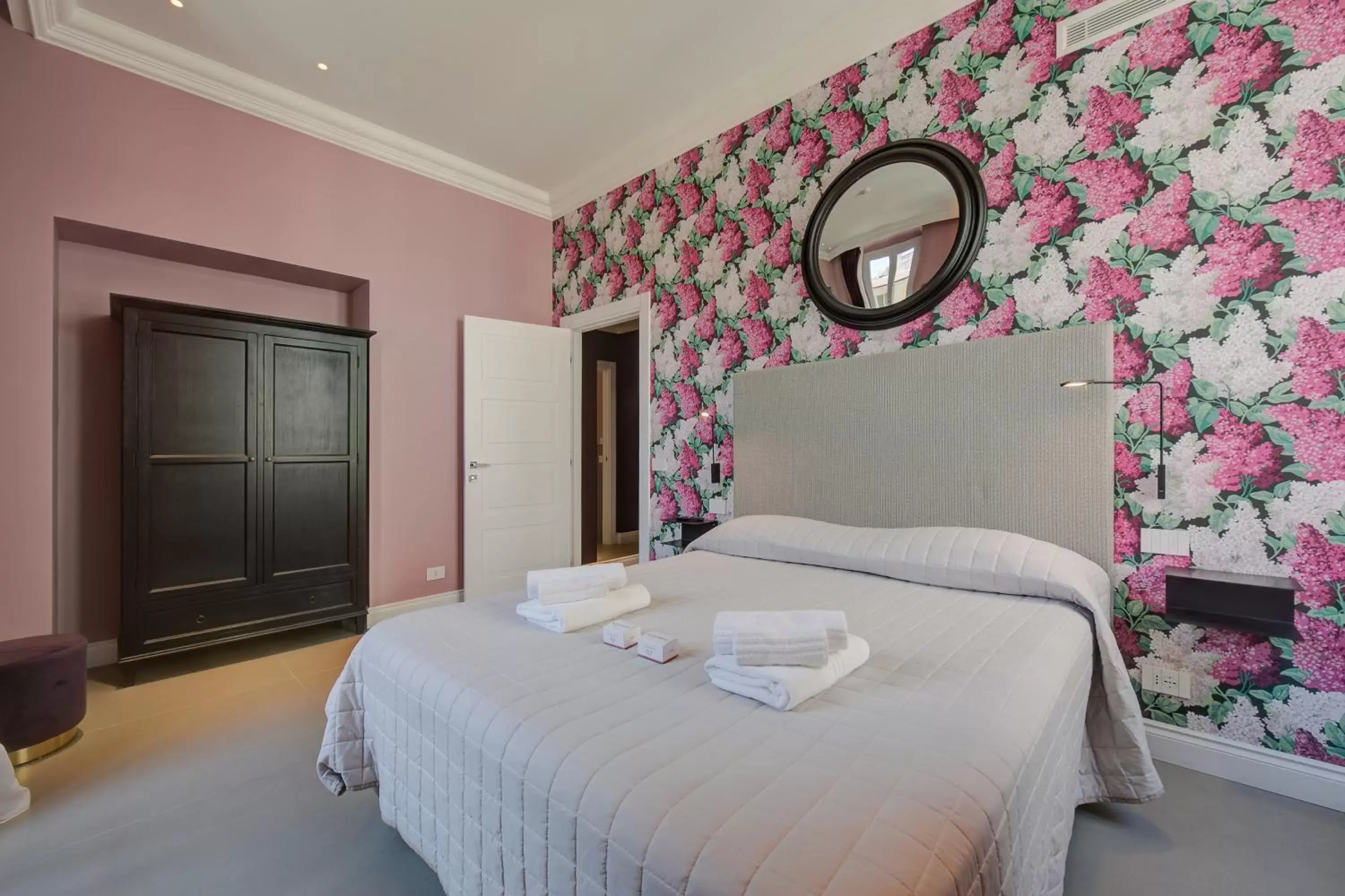 Bedroom, Bed in Boutique Central Apartments- Happy Rentals