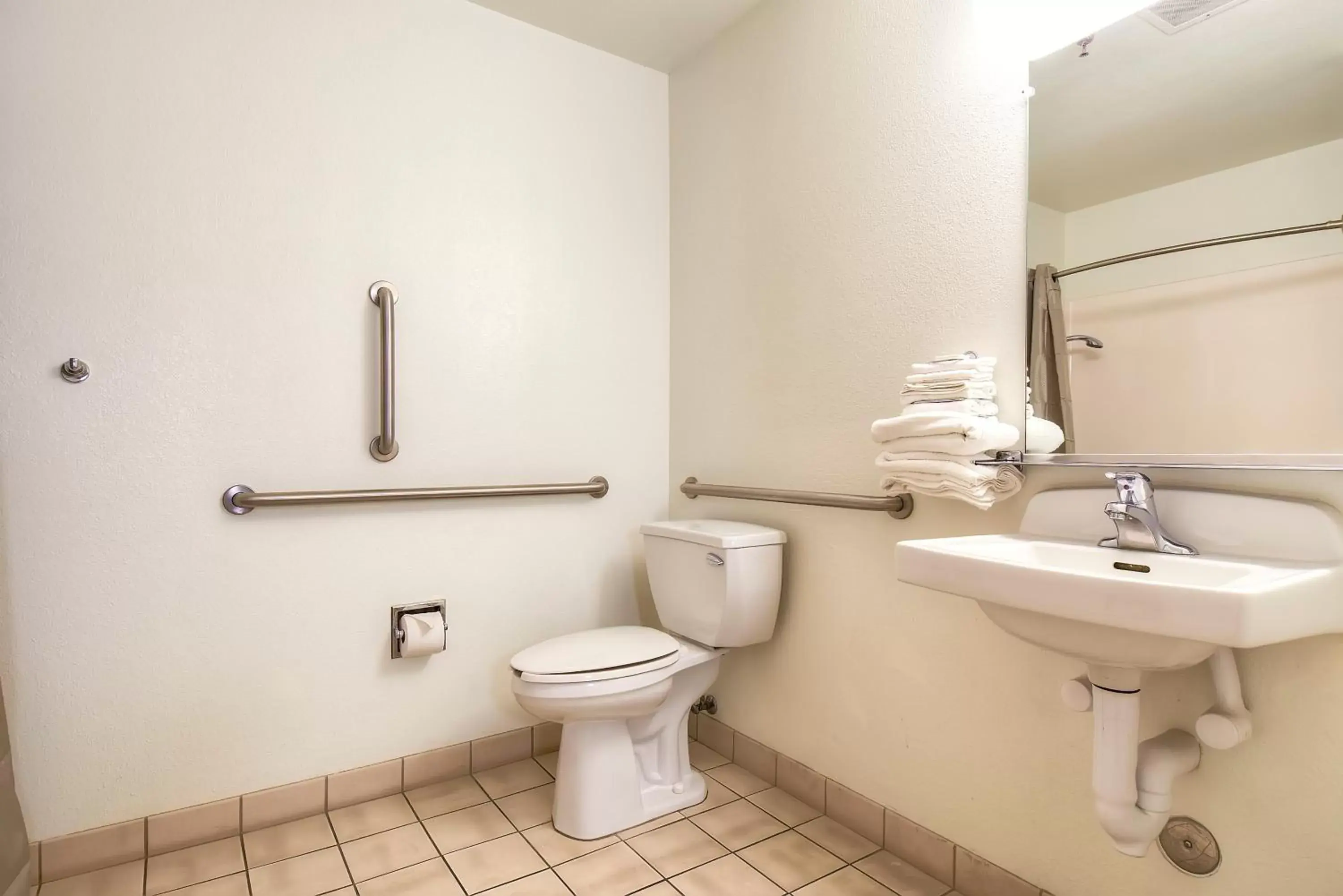 Bathroom in Motel 6-Anaheim, CA - Maingate