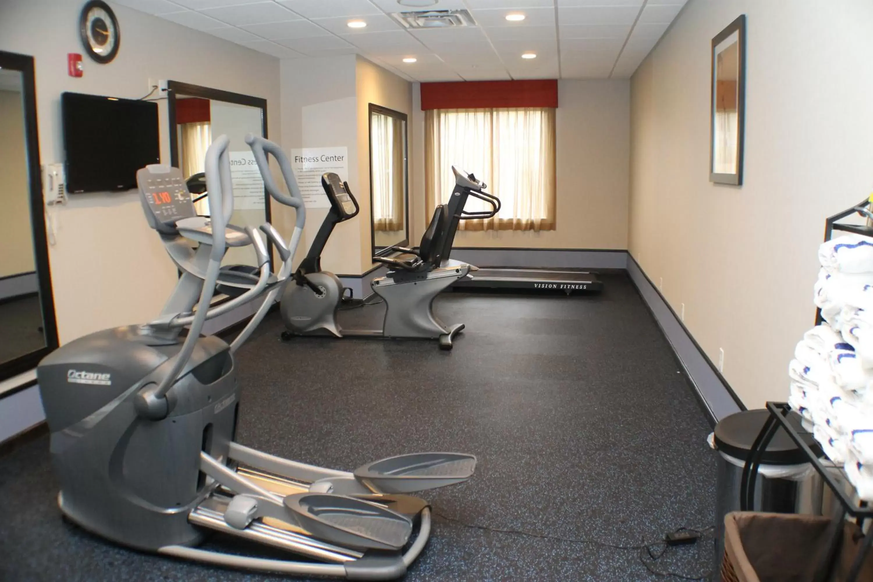 Fitness centre/facilities in Holiday Inn Express and Suites - Bradford by IHG Fitness centre/facilities in Holiday Inn Express and Suites - Bradford by IHG