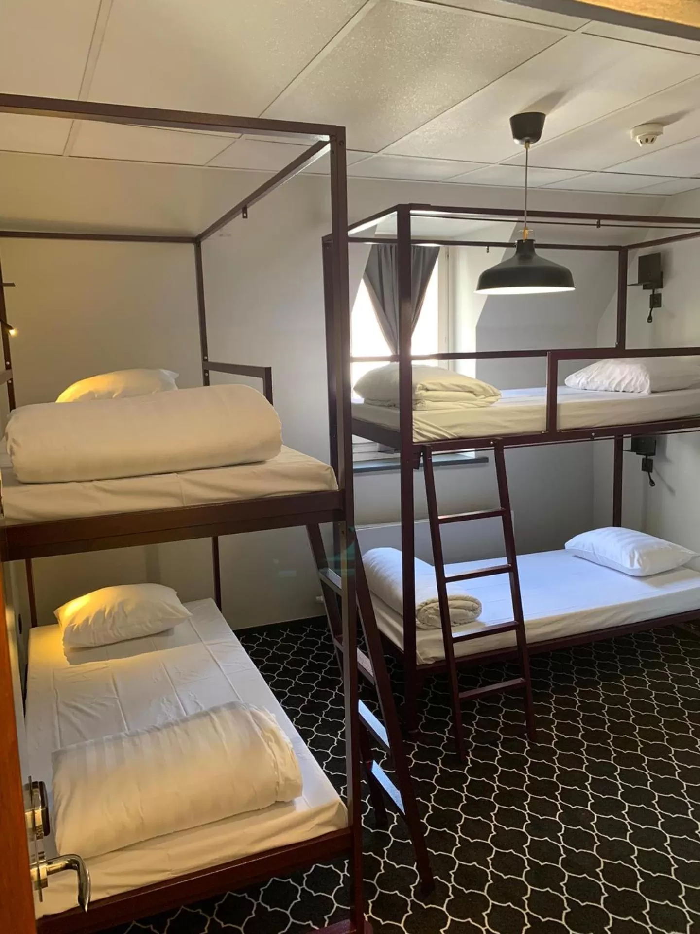 bunk bed, Bed in Safestay Brussels Grand Place