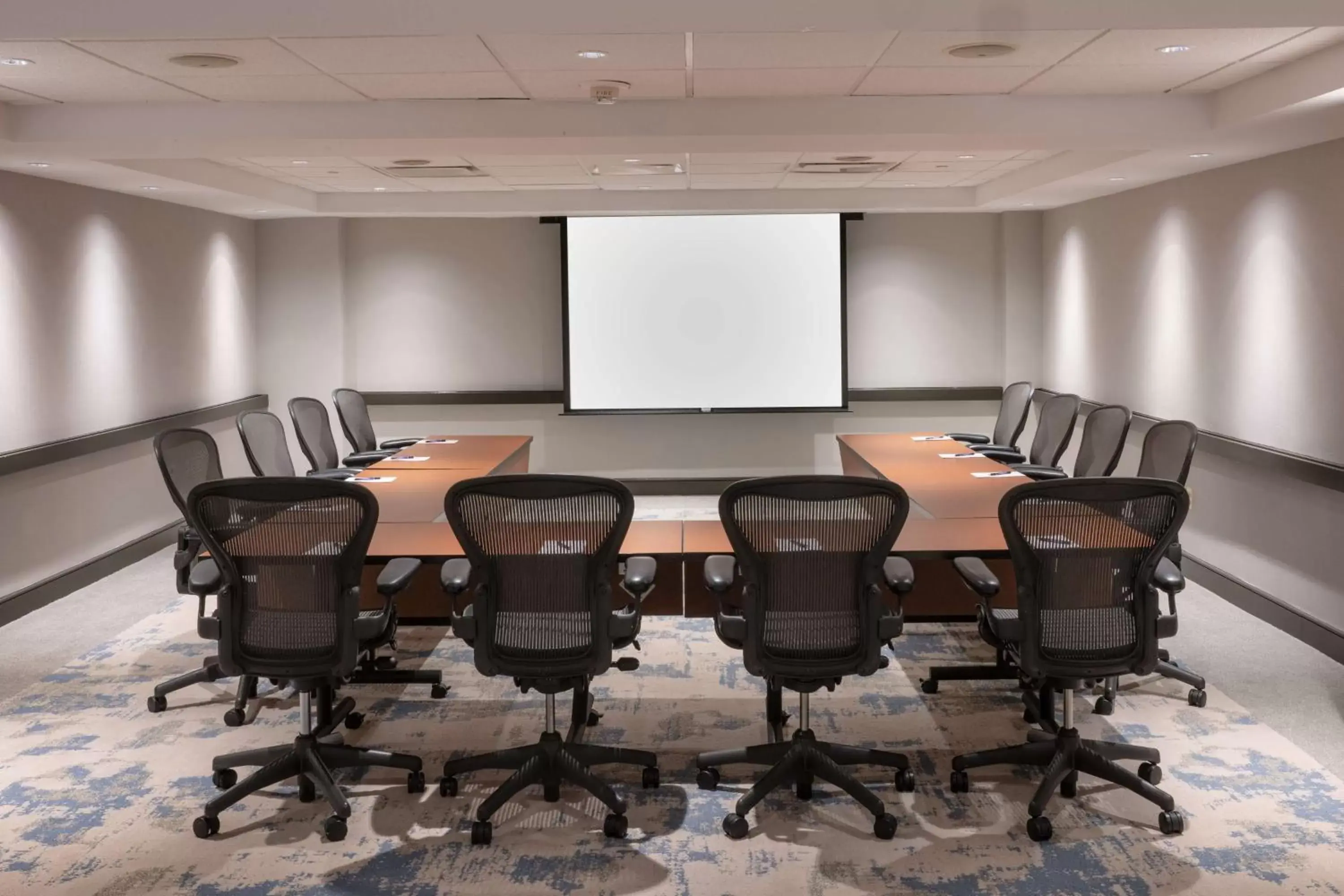 Meeting/conference room in The Bethesdan Hotel, Tapestry Collection by Hilton