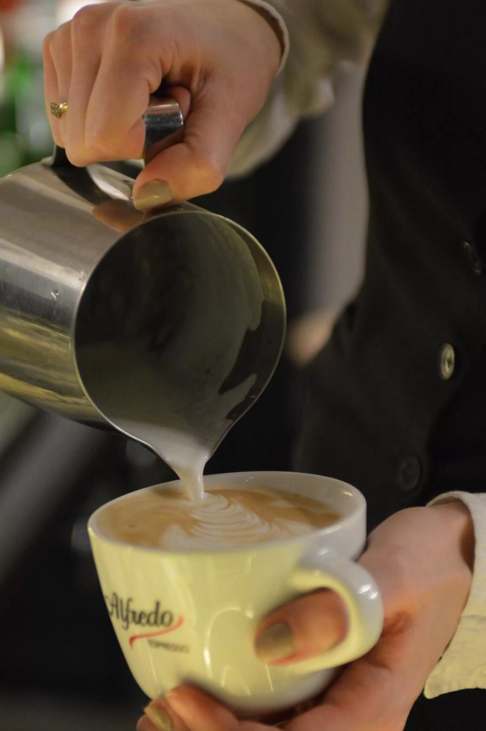 Restaurant/places to eat in Hotel Falko