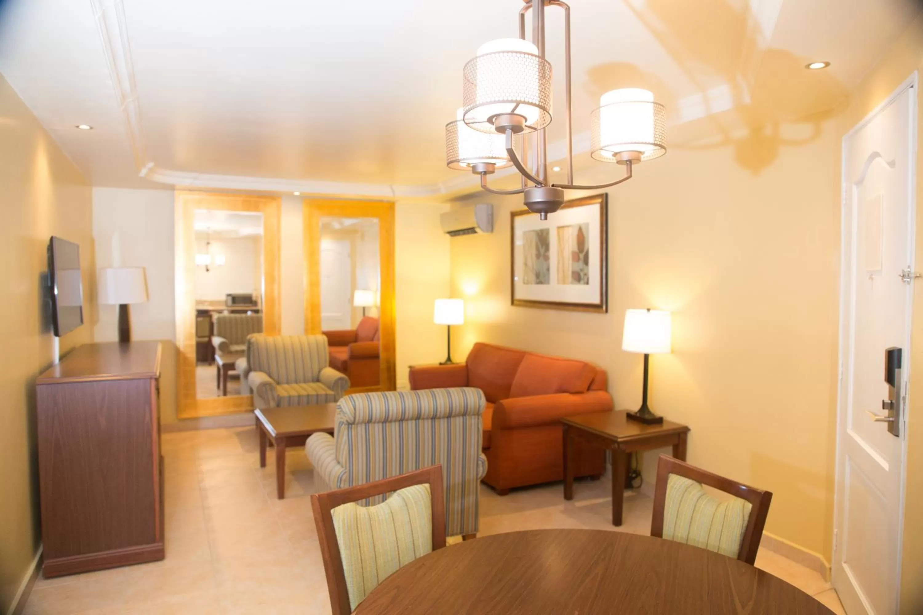 Seating area in Best Western El Dorado Panama Hotel