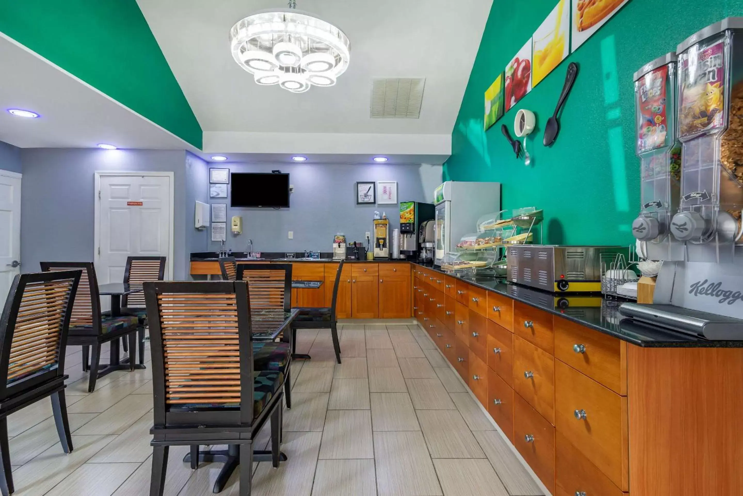 Breakfast in Quality Inn Covington Breakfast in Quality Inn Covington