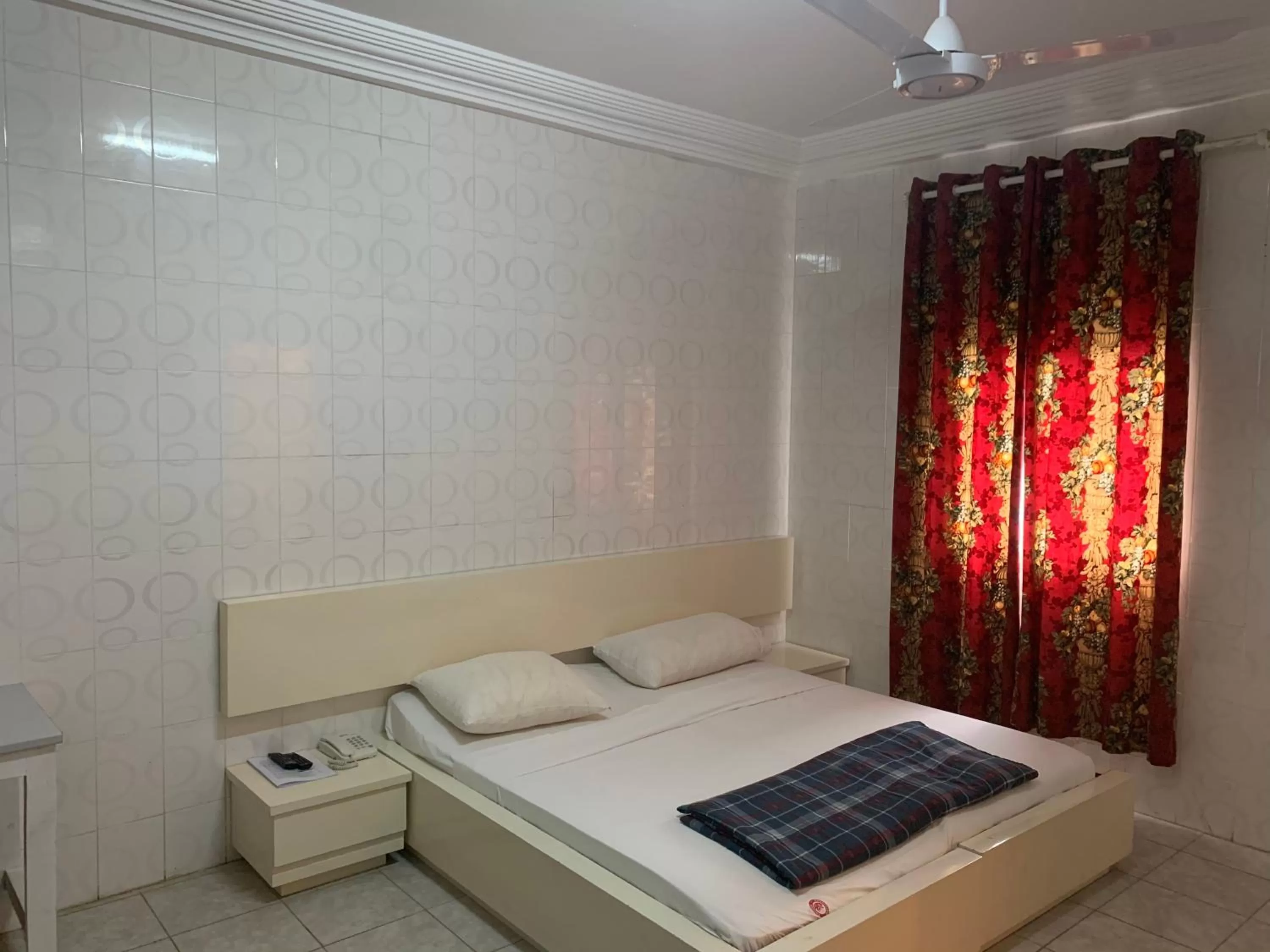 Bed in Woodpecker Resort Hotel