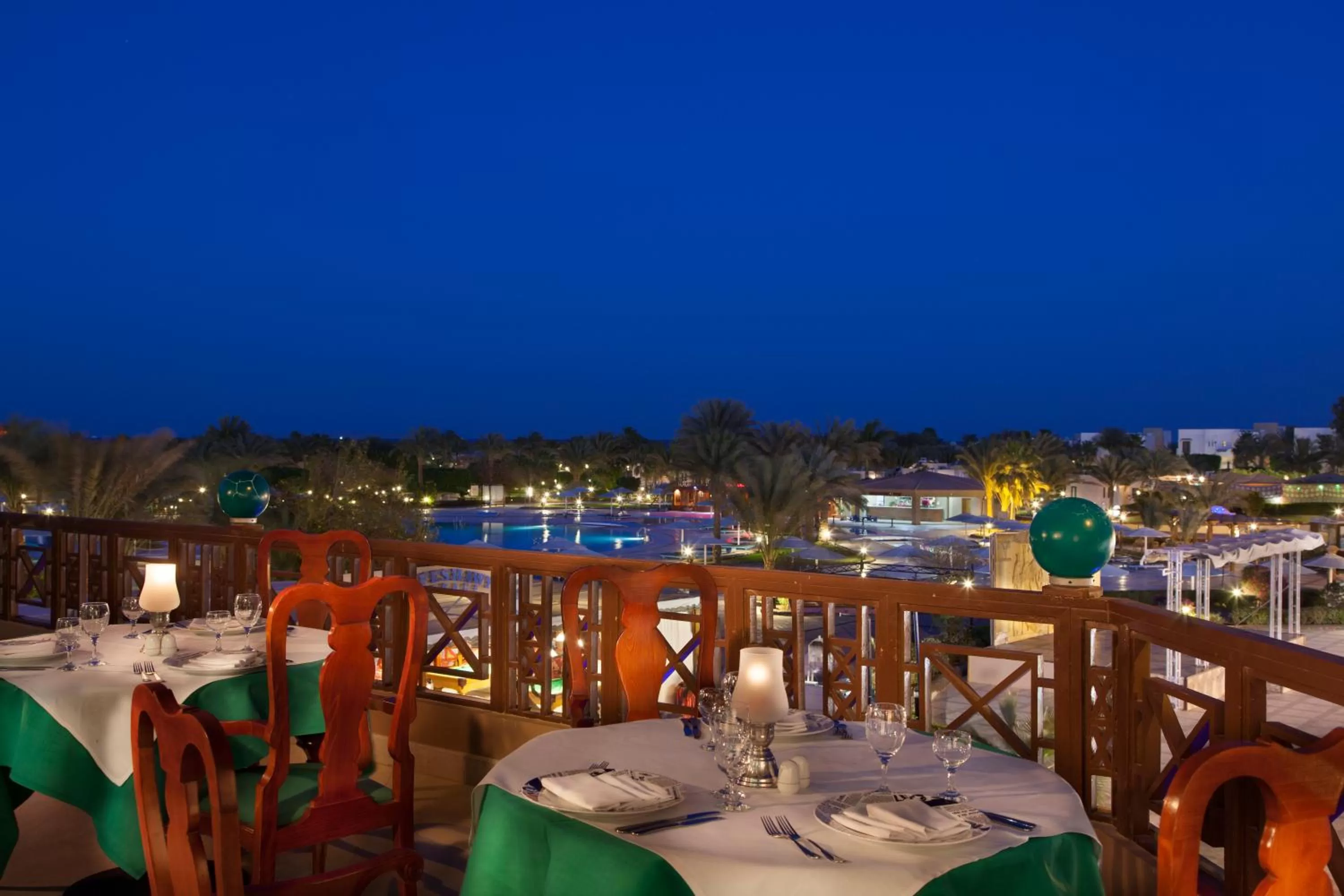 Restaurant/places to eat in Pharaoh Azur Resort