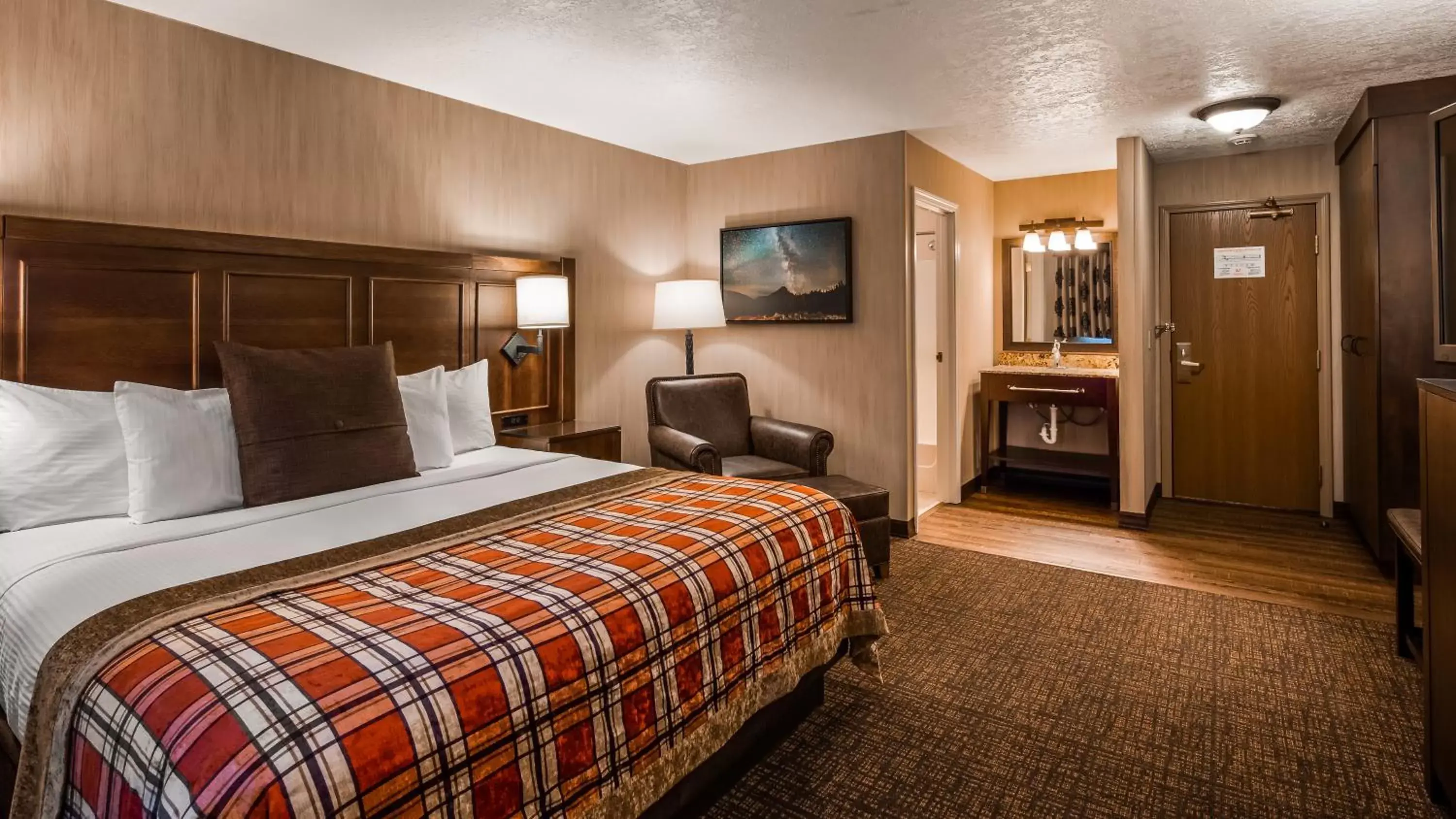 Bedroom, Bed in Best Western Plus Flathead Lake Inn and Suites