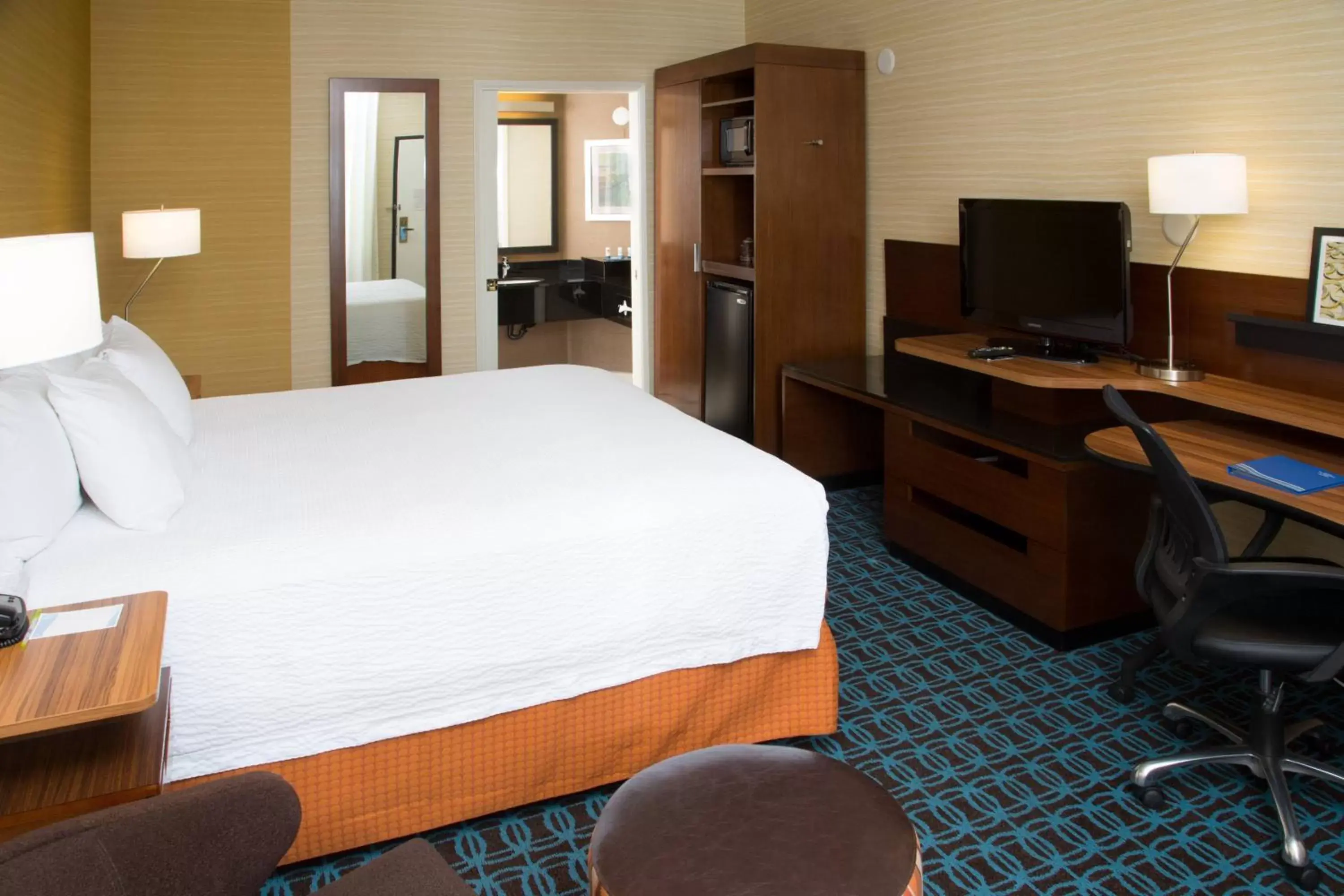 Photo of the whole room, Bed in Fairfield Inn Anaheim Hills Orange County